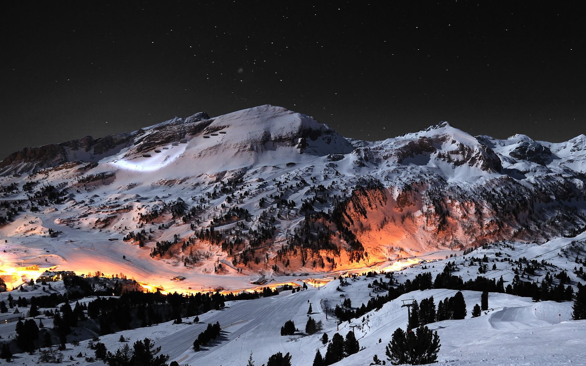 4K Starry Sky Above Snow Covered Mountains Wallpapers