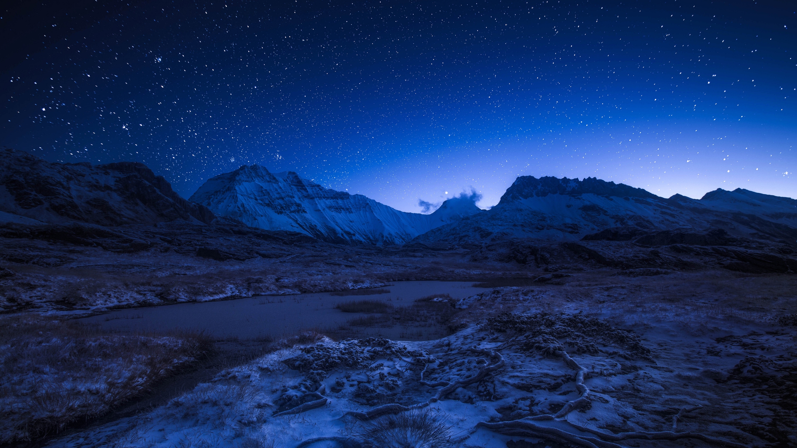 4K Starry Sky Above Snow Covered Mountains Wallpapers