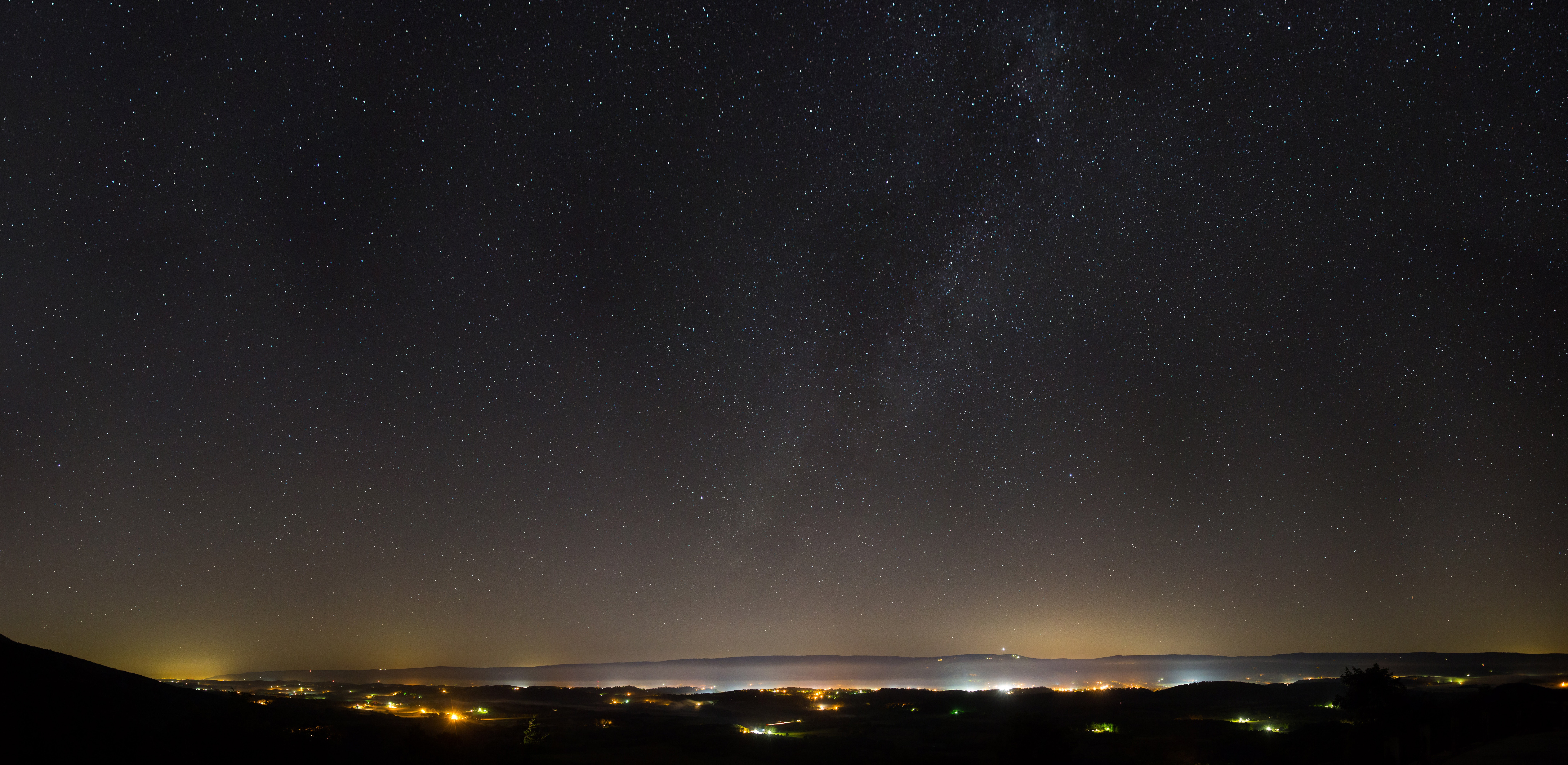 4K Starry Sky Above Snow Covered Mountains Wallpapers