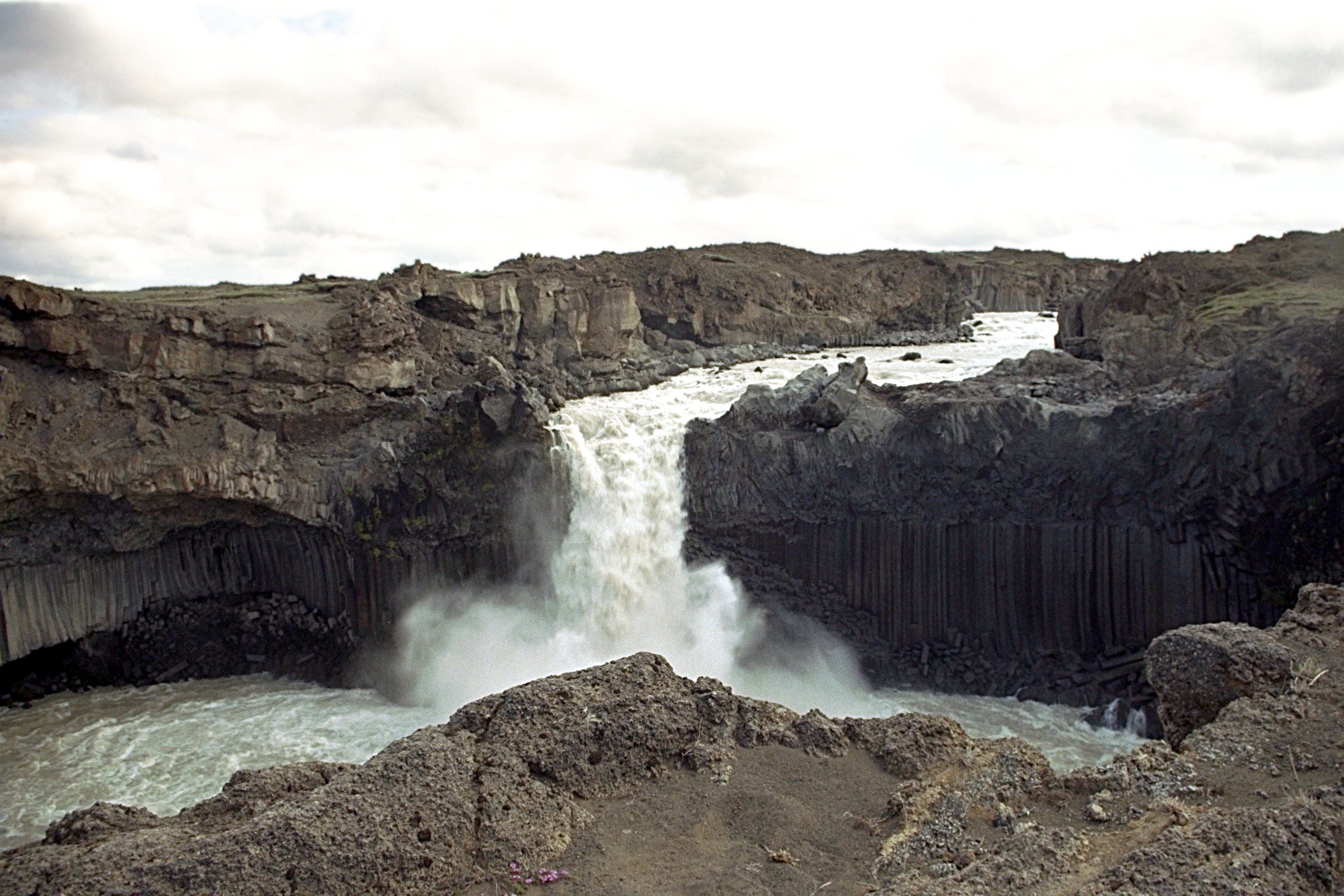 Aldeyjarfoss Wallpapers