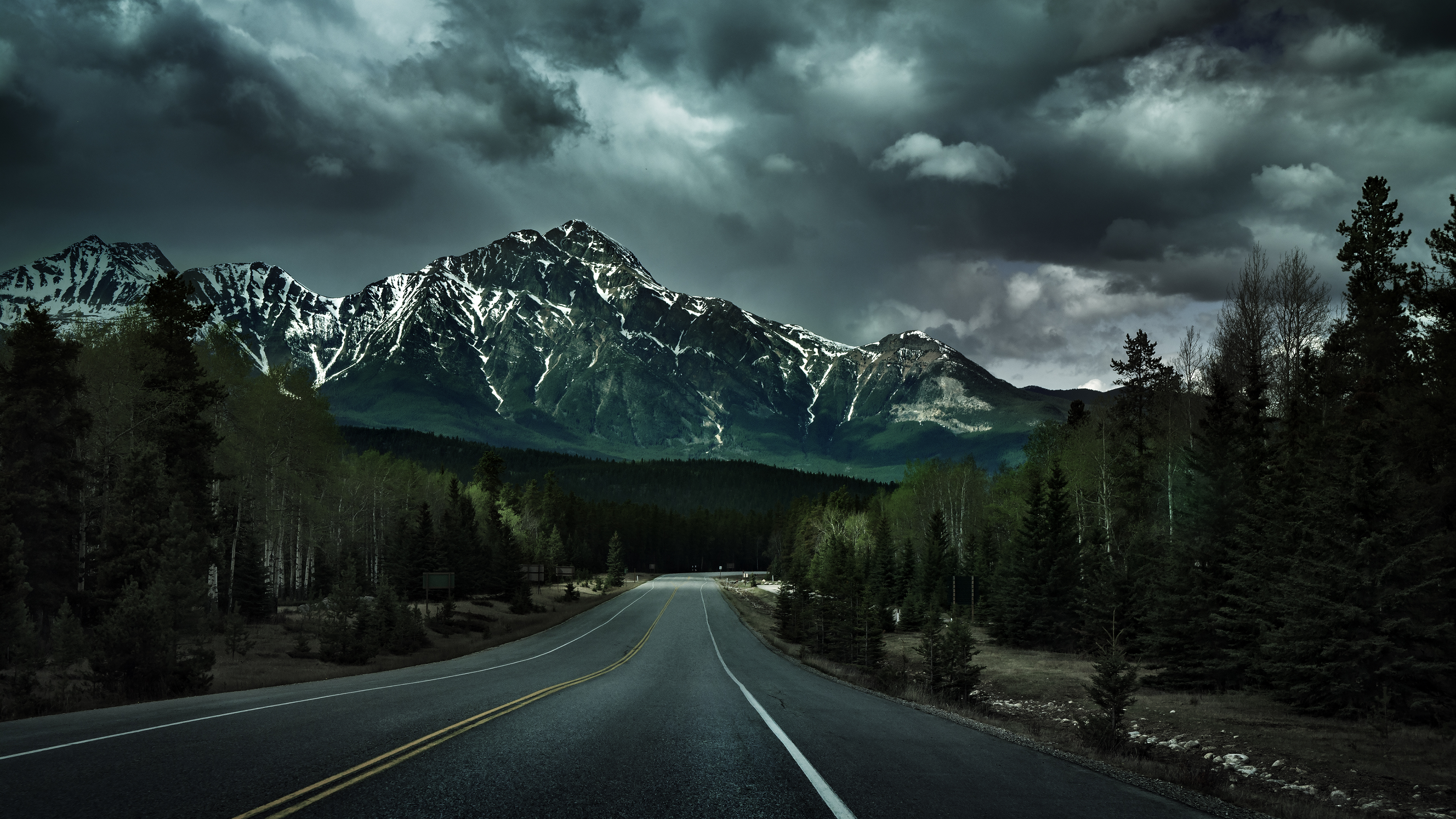 Amazing Mountain Road Wallpapers