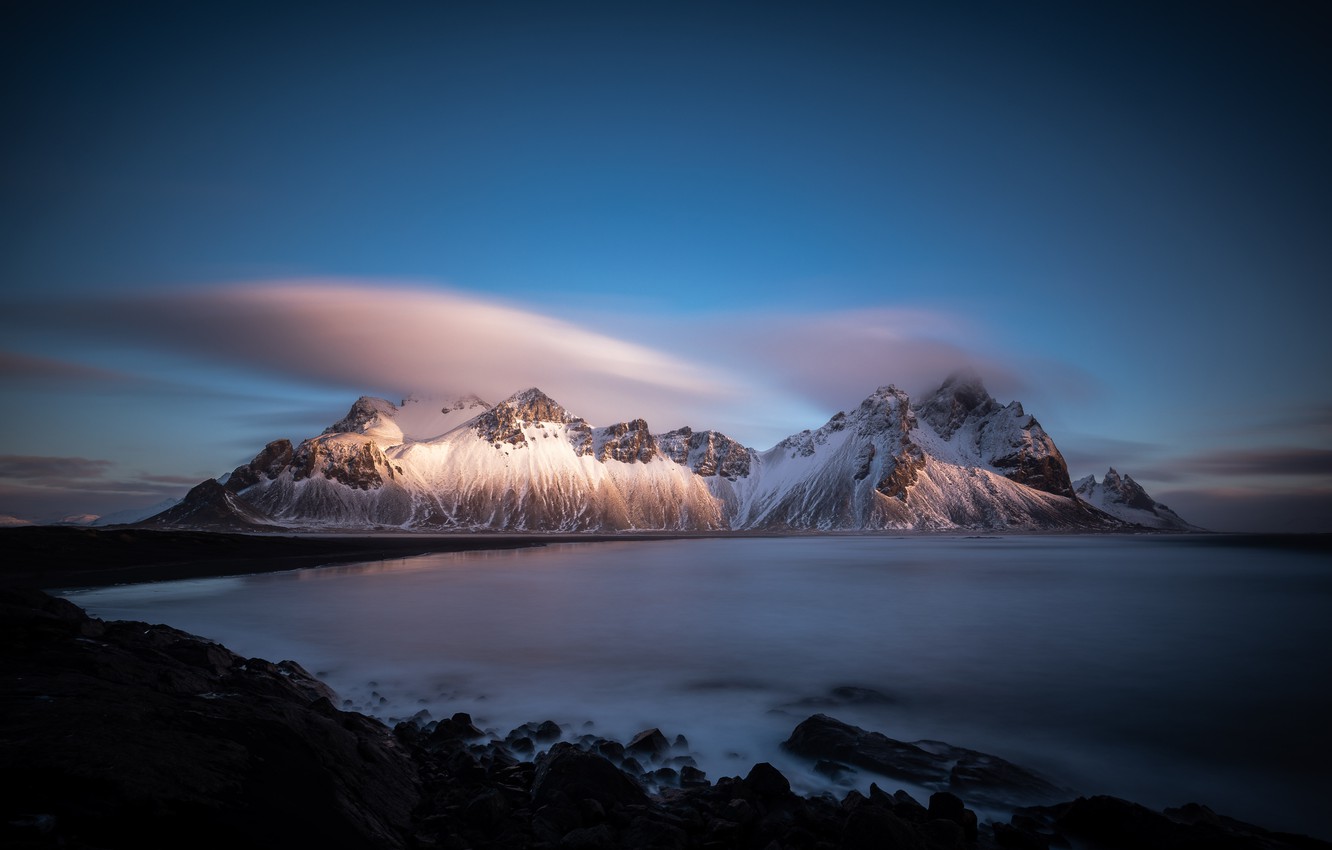 Amazing Mountains In Iceland Wallpapers