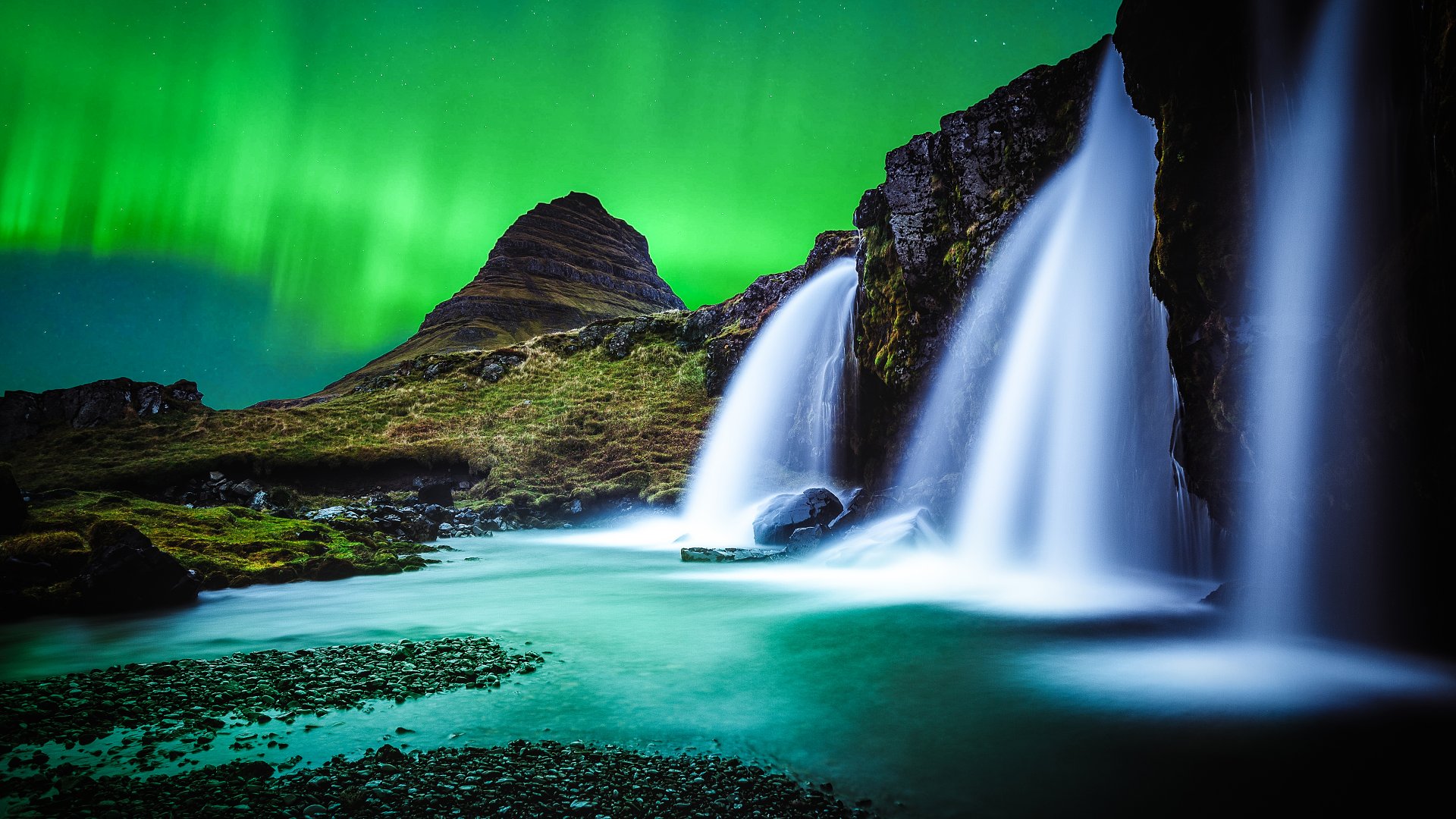 Aurora Borealis Kirkjufell Iceland Wallpapers