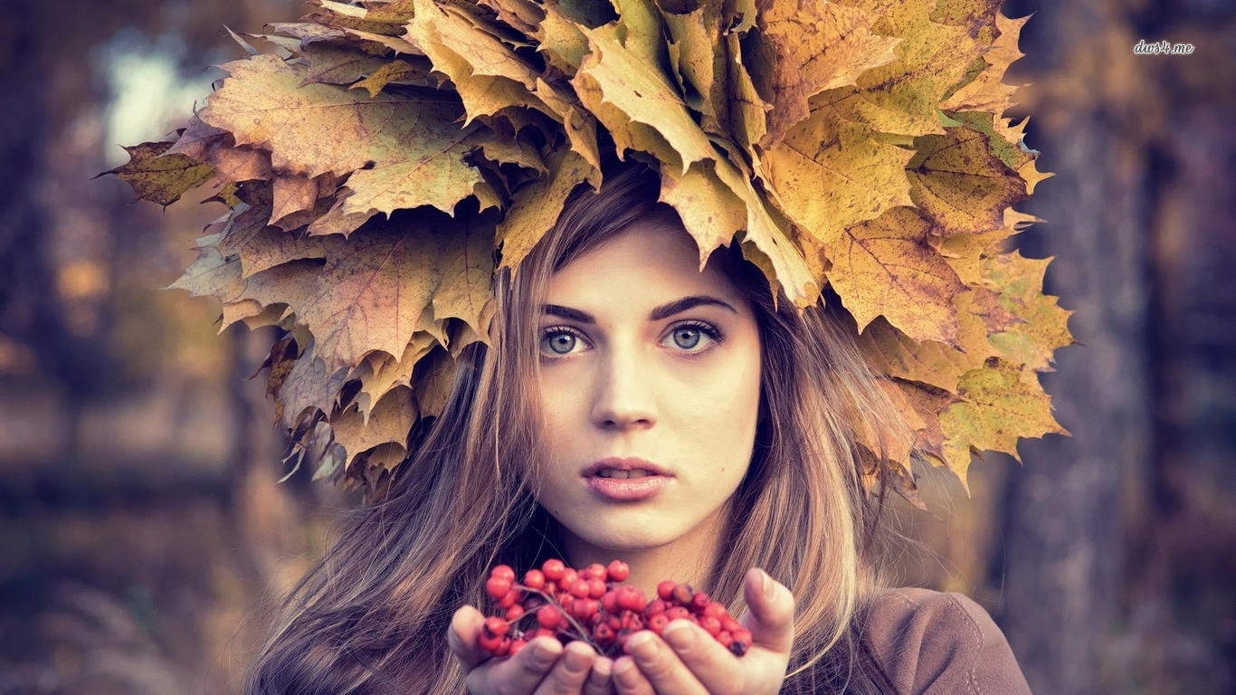 Autumn Girl Wallpapers