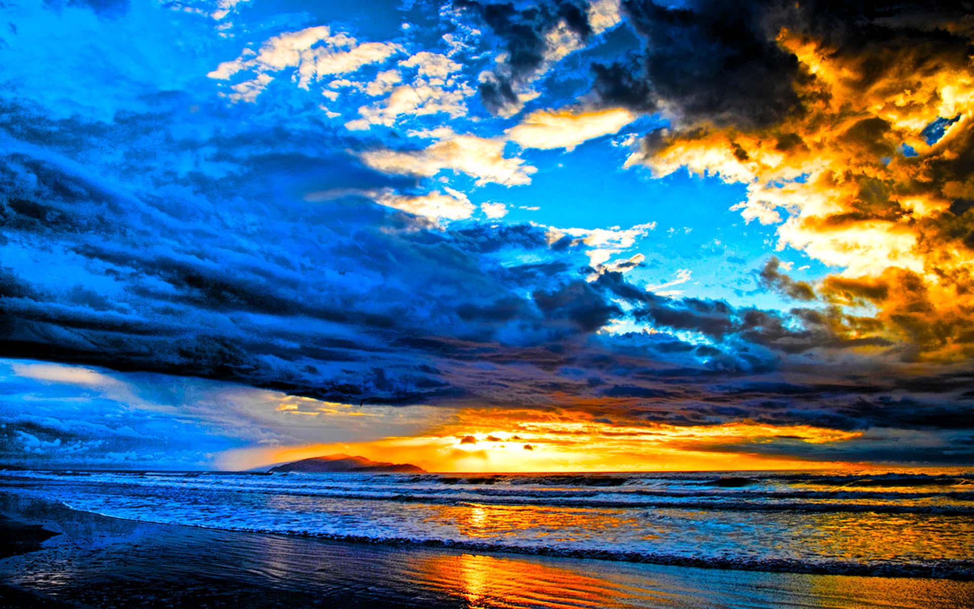 Beautiful Beach Sunset Under Blue Cloudy Sky Wallpapers