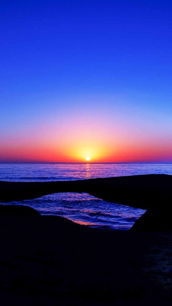 Beautiful Sunset In Horizon Ocean Wallpapers