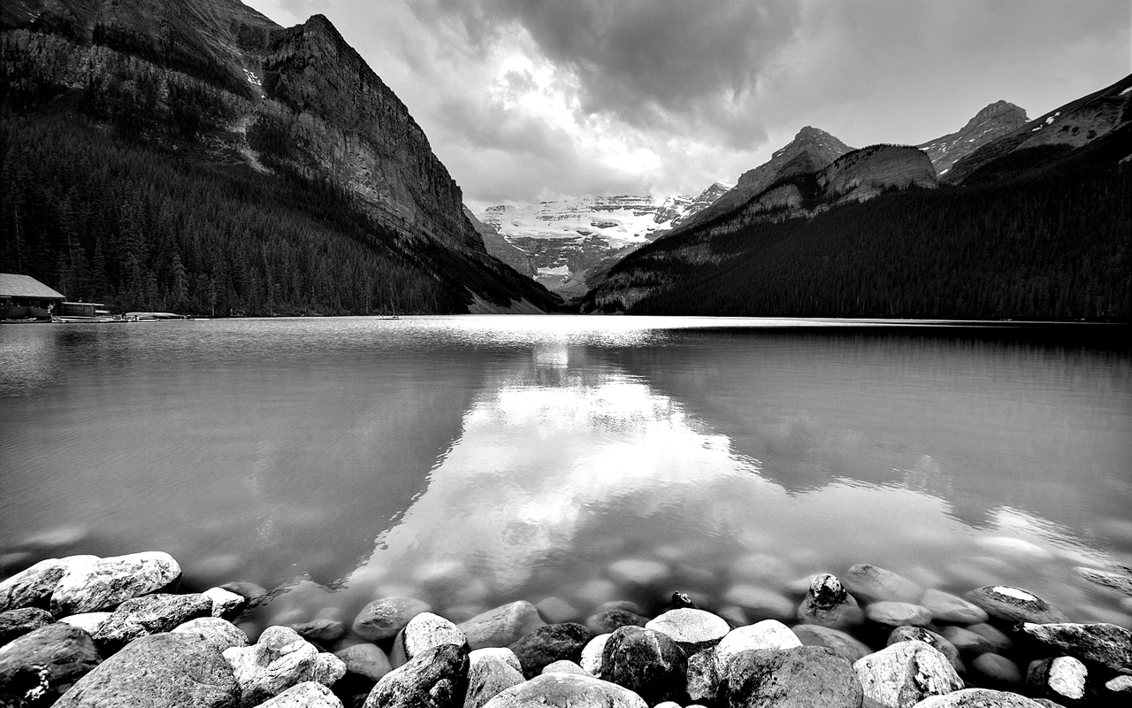 Black And White Mountain Wallpapers