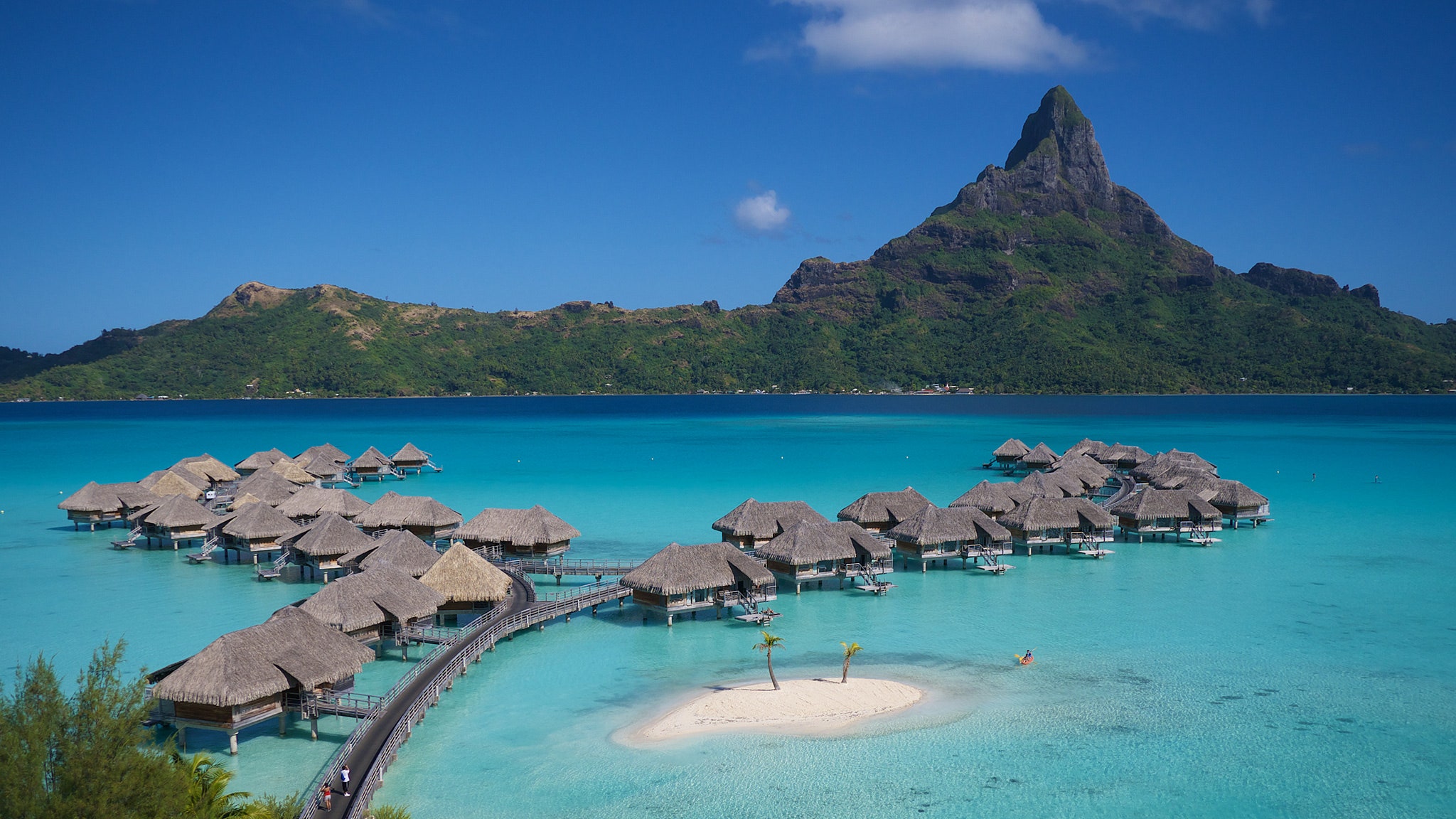 Bora Bora Island Resort Wallpapers