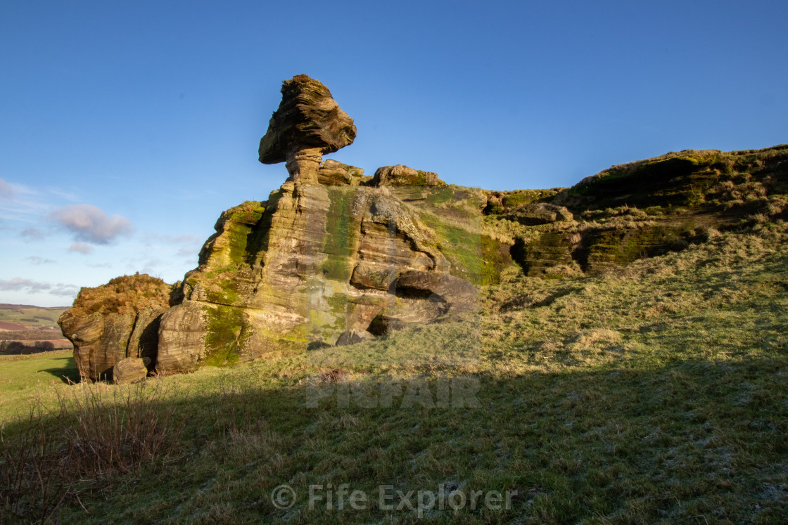 Bunnet Stane Wallpapers