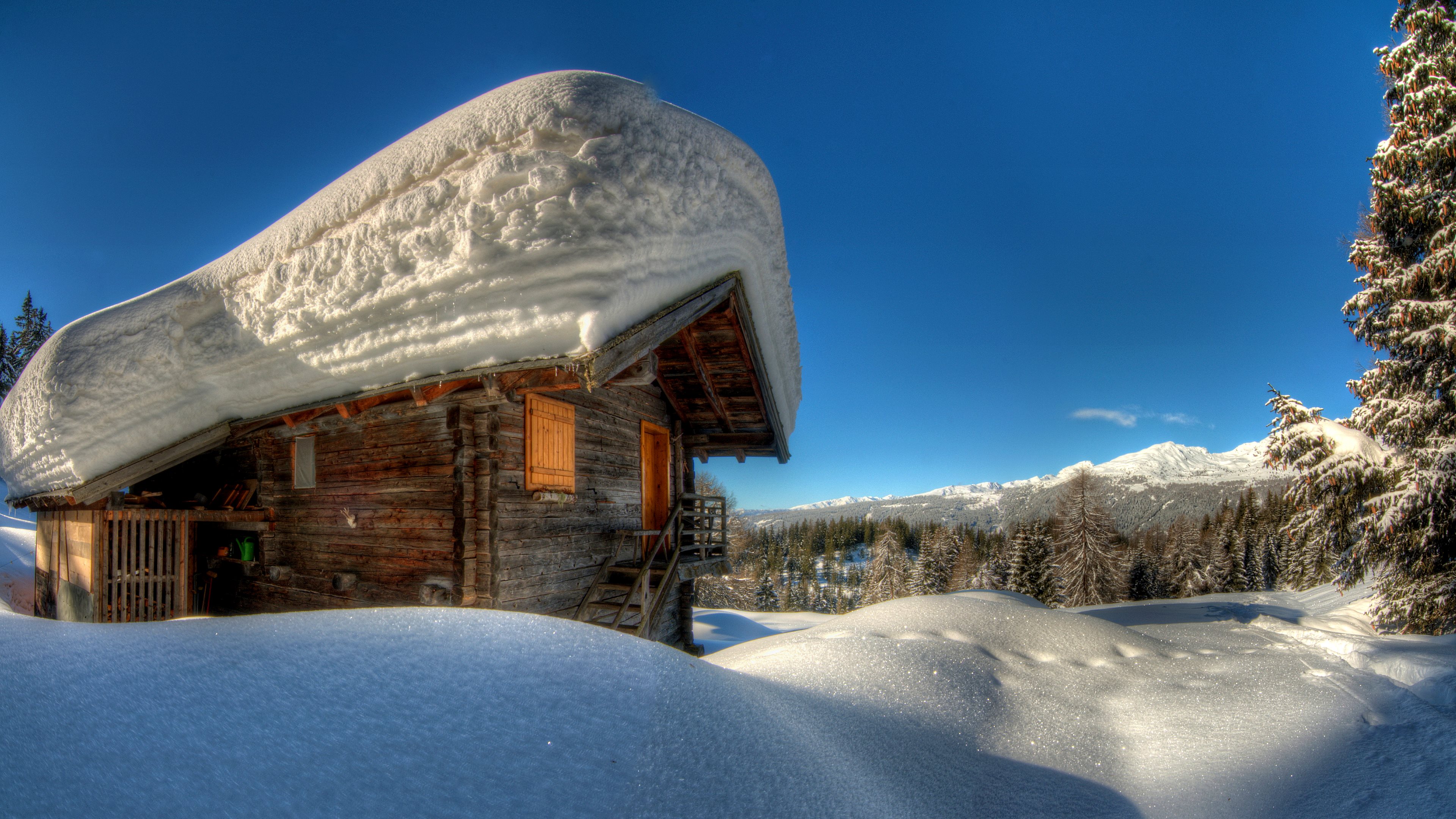 Cabin House In Mountains Wallpapers