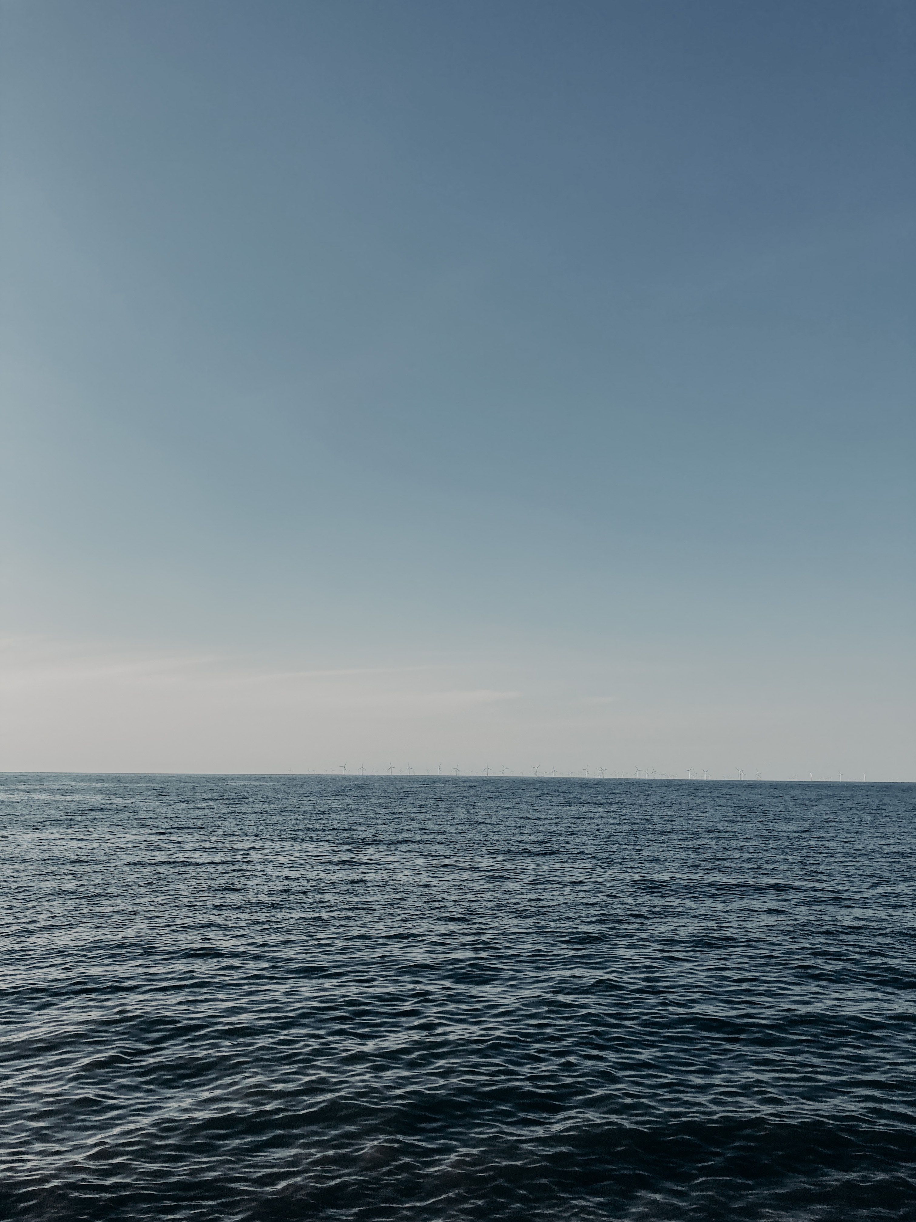 Clear Sea Horizon Wallpapers