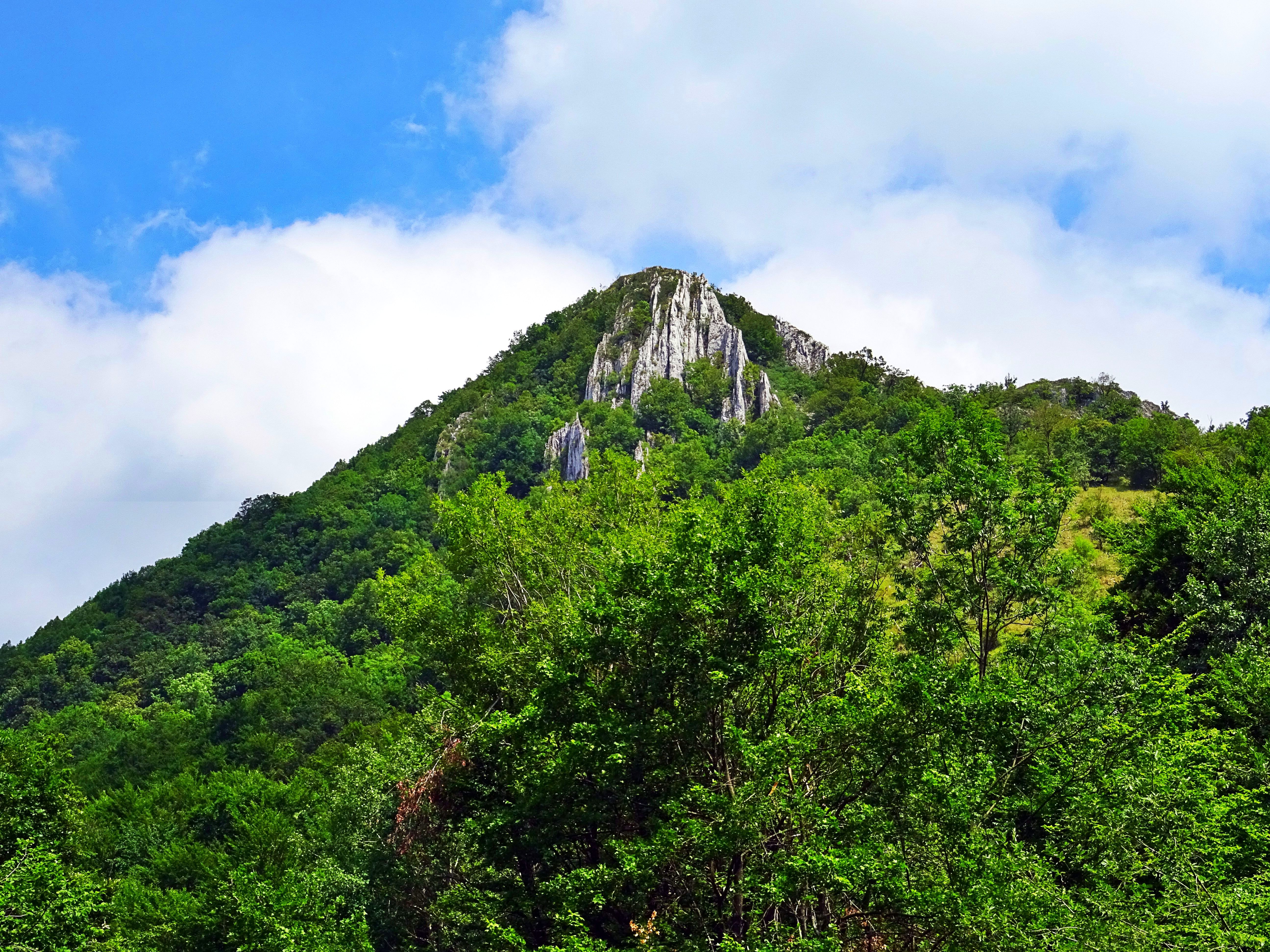 Cloudy Green Mountain Peak Wallpapers