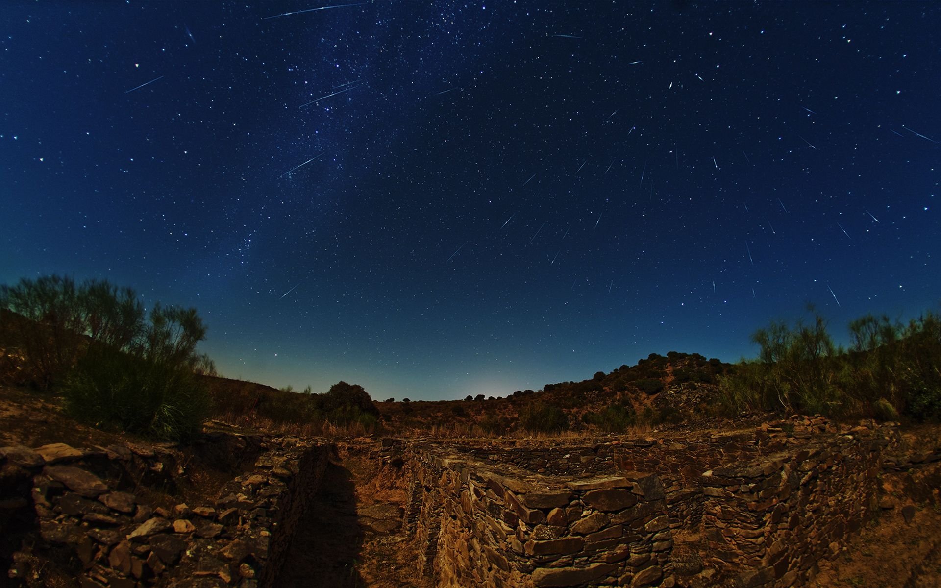 Desert Starry Night Wallpapers