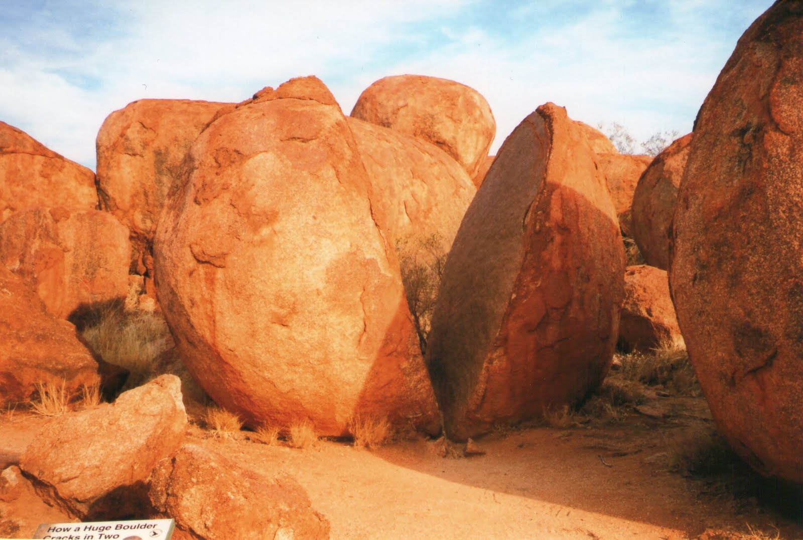 Devils Marbles Wallpapers