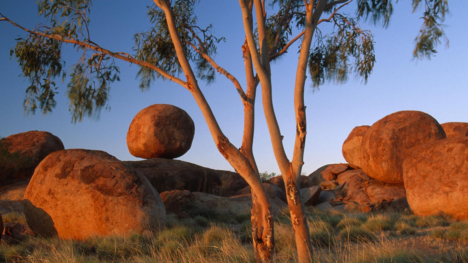 Devils Marbles Wallpapers