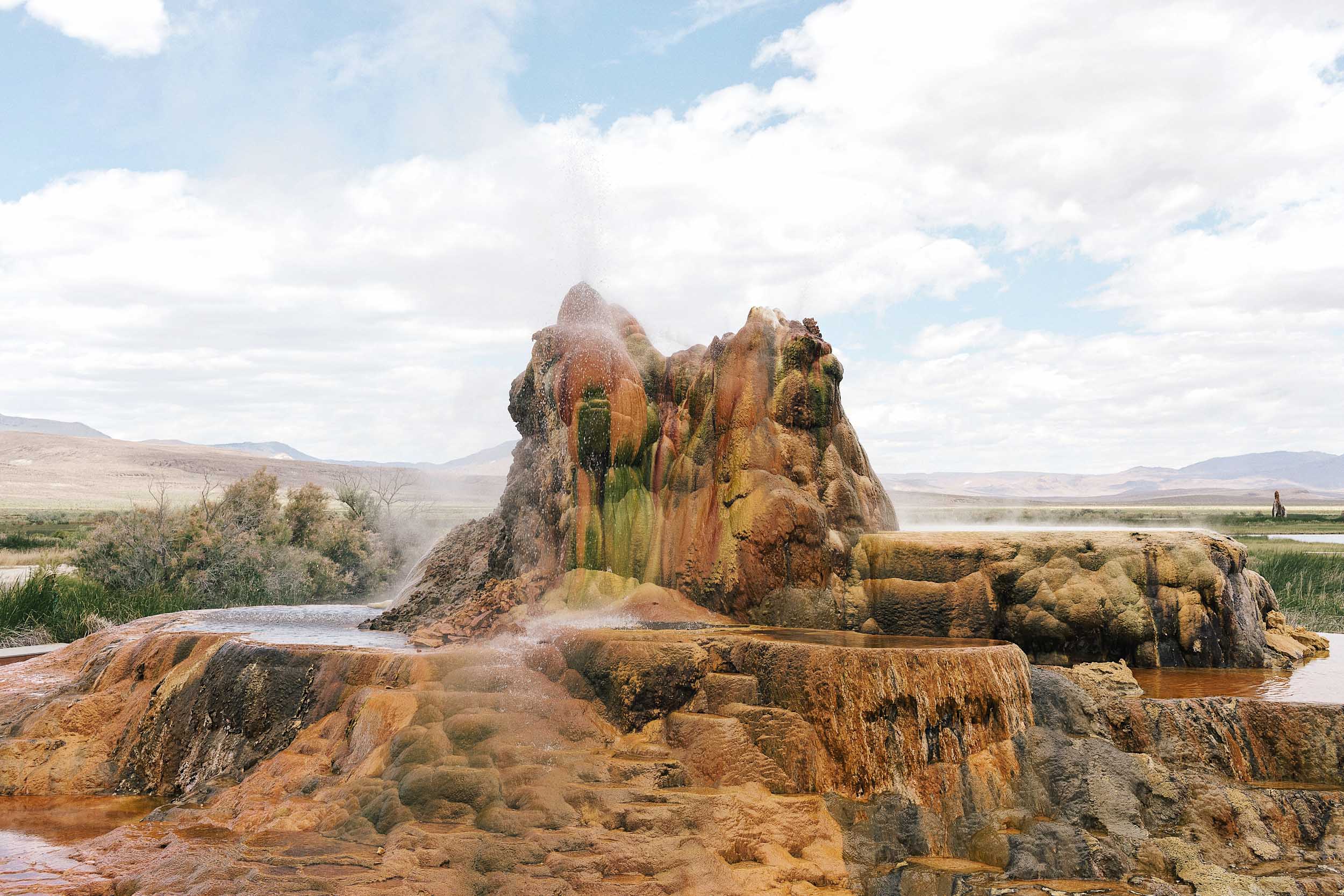 Fly Geyser Wallpapers