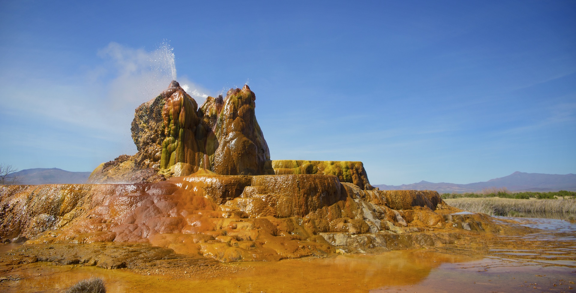 Fly Geyser Wallpapers