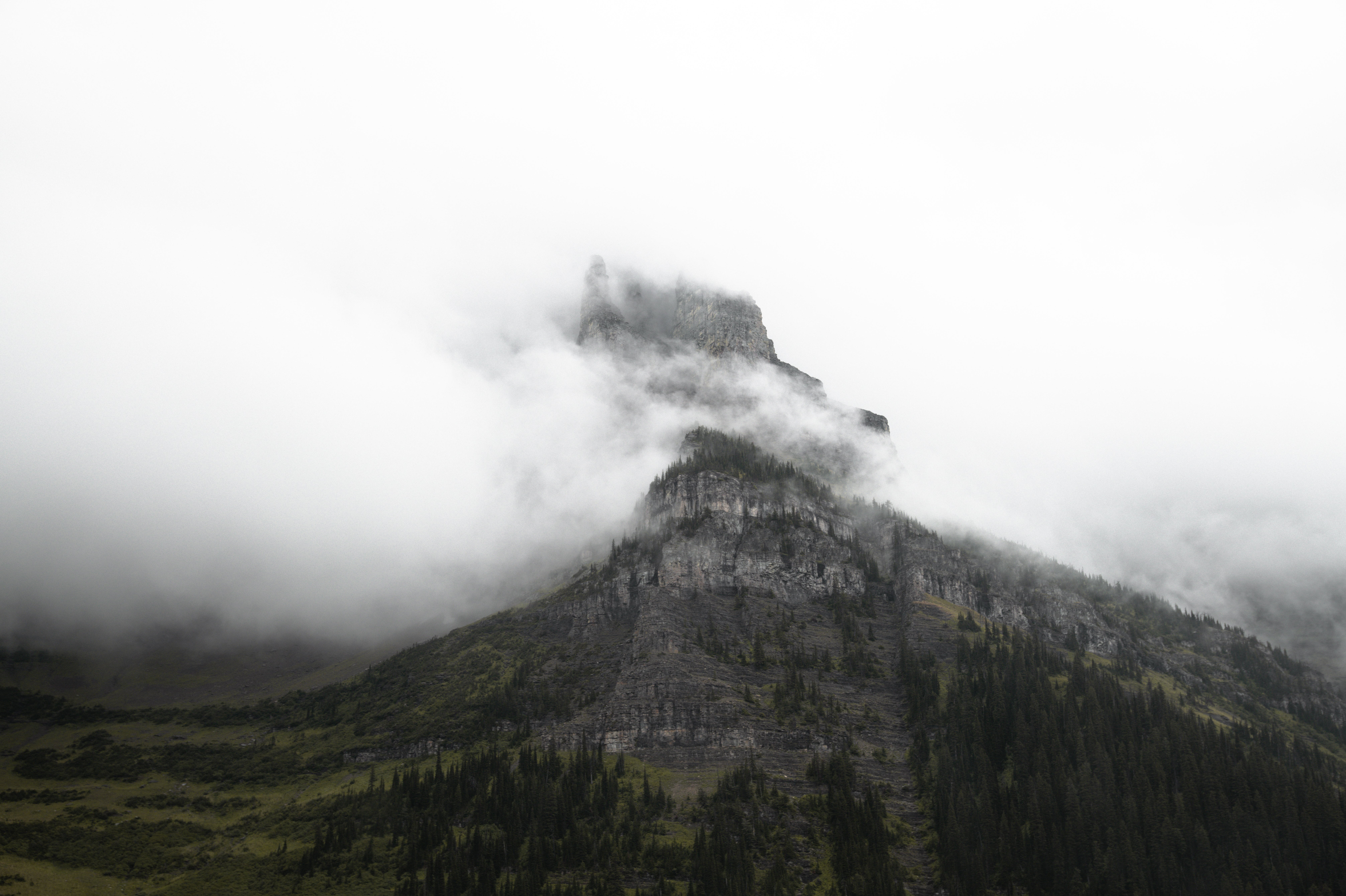 Foggy Mountains Wallpapers