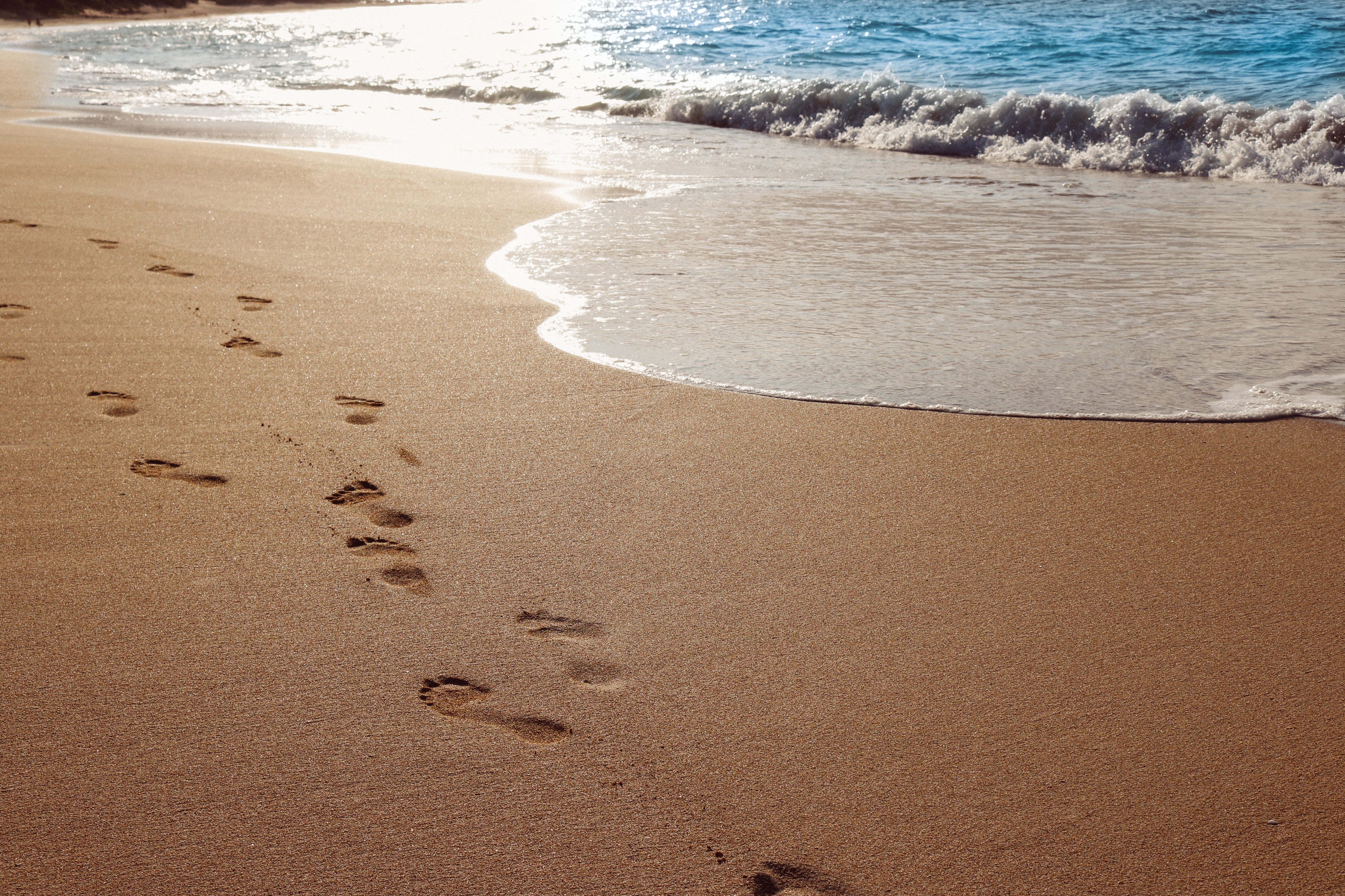 Footprints In The Sand Wallpapers