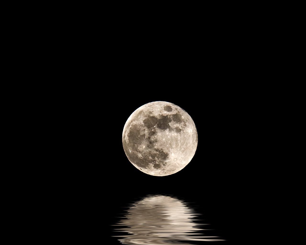 Full Moon Wallpapers