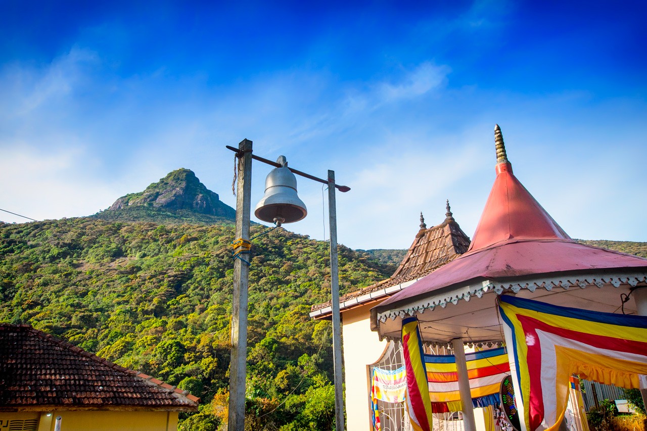 Full Moon Evening In Adam'S Peak Wallpapers