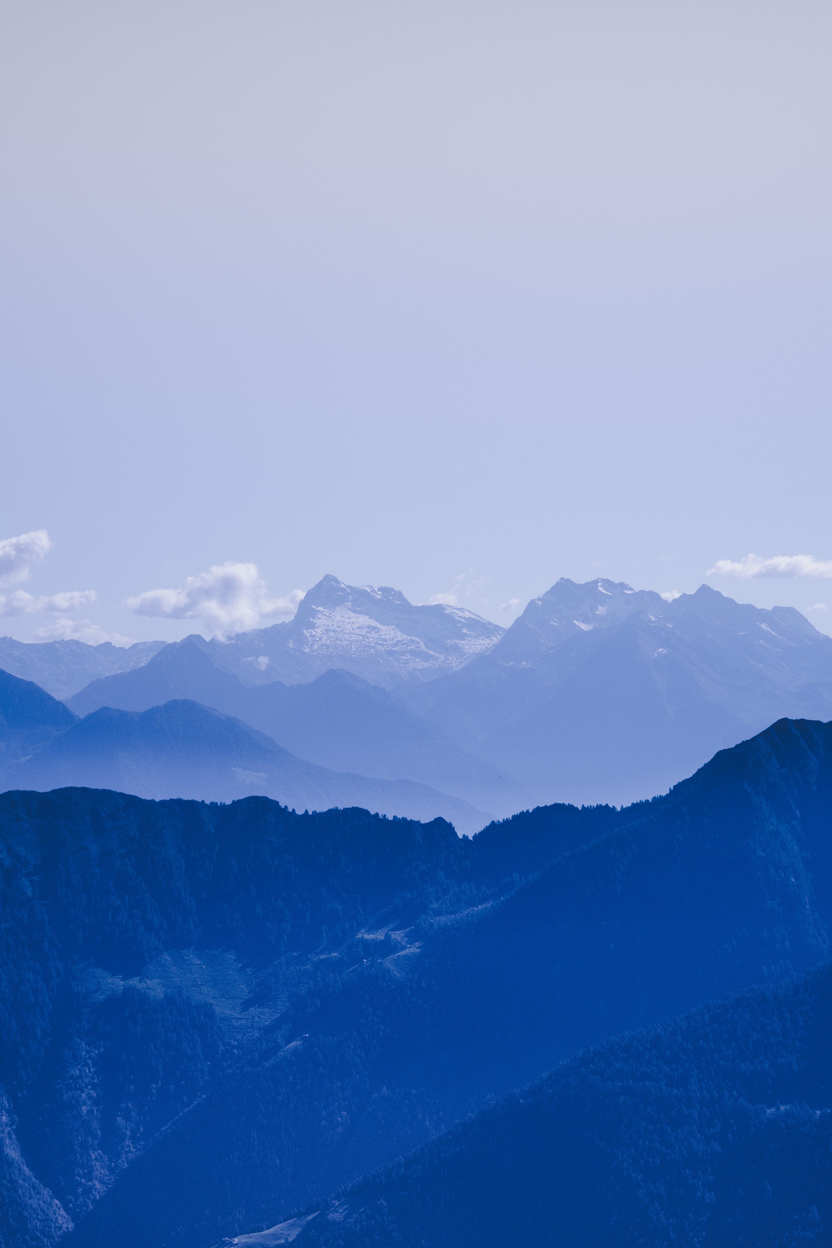 Gradient Mountains Wallpapers