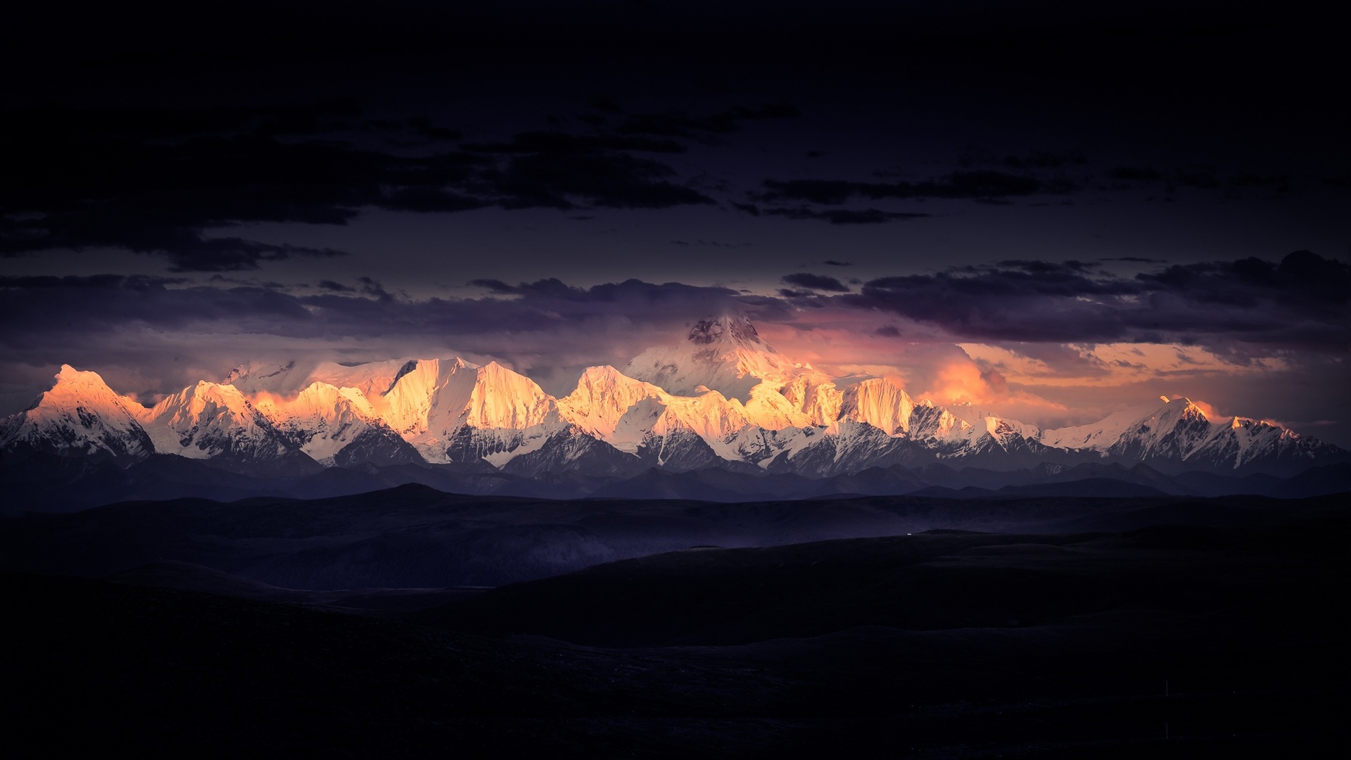 Himalayas Cloudy Mountains Top Wallpapers