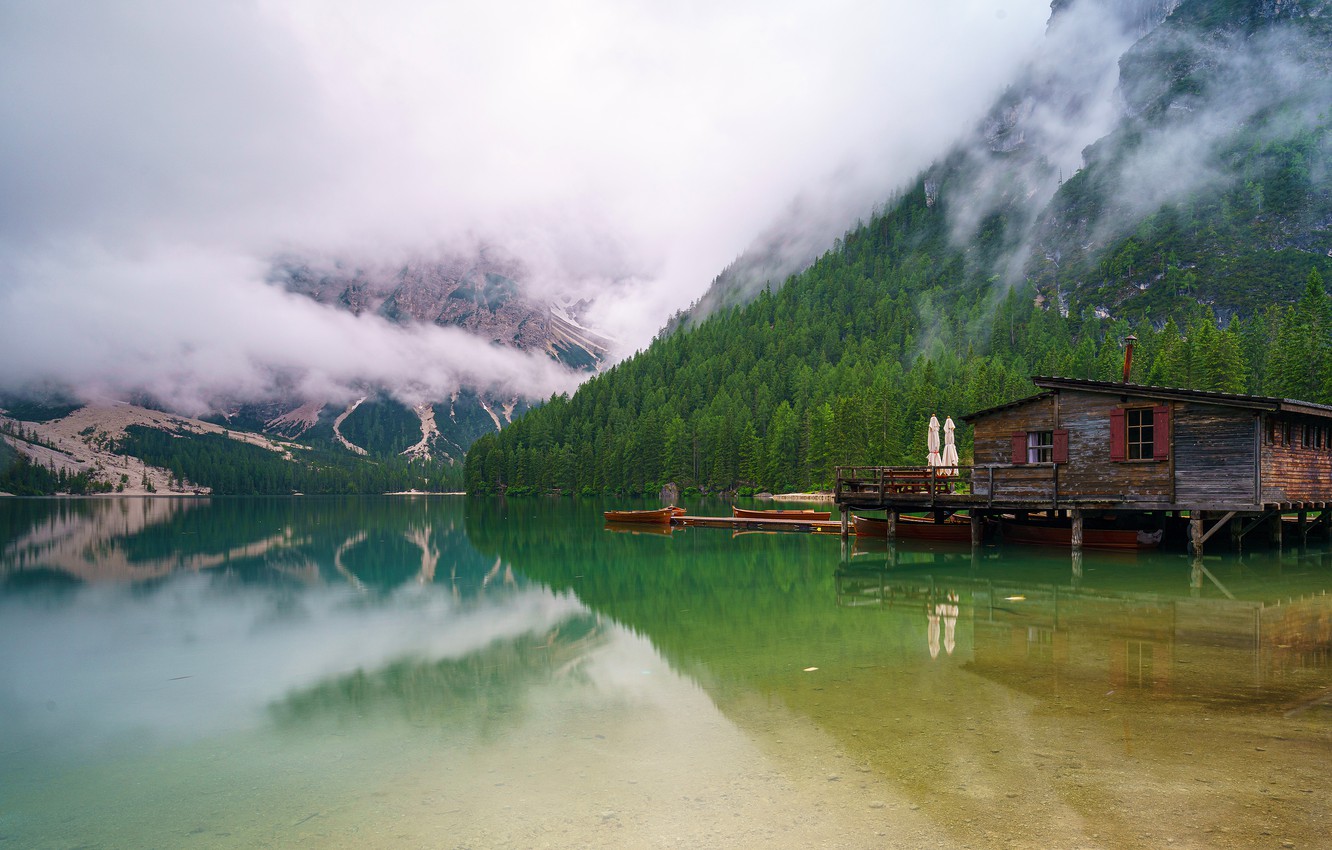 House Reflected In The Lake Wallpapers