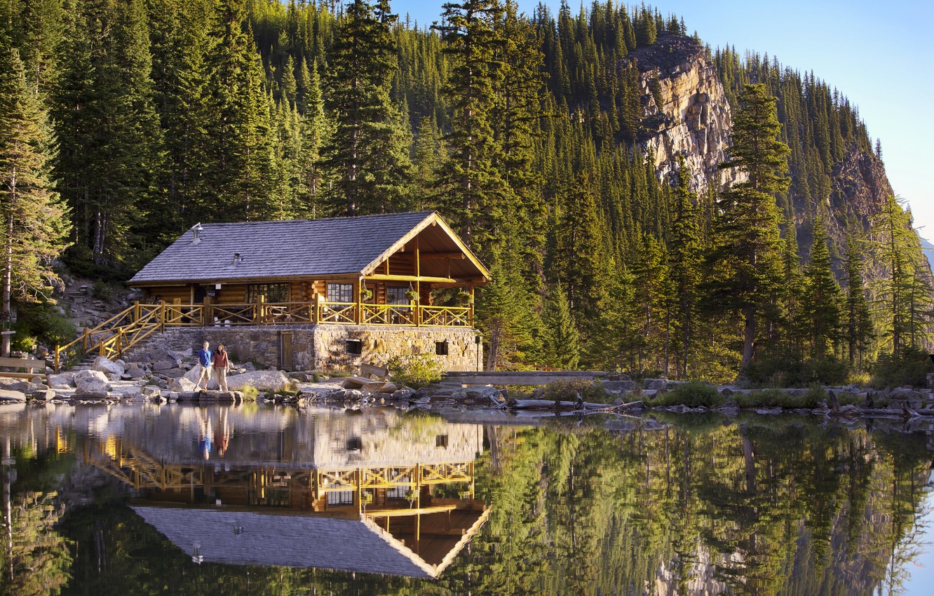 House Reflected In The Lake Wallpapers