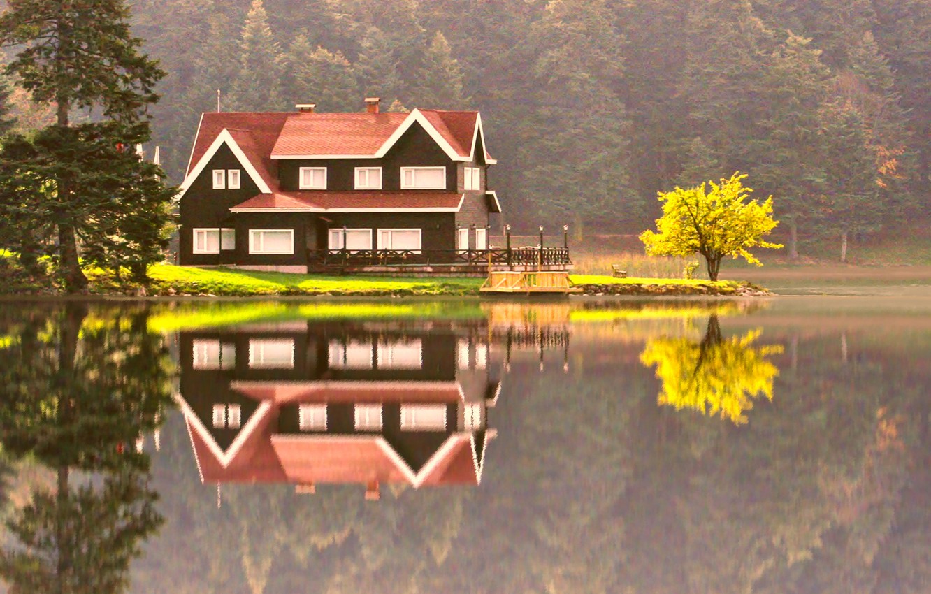 House Reflected In The Lake Wallpapers