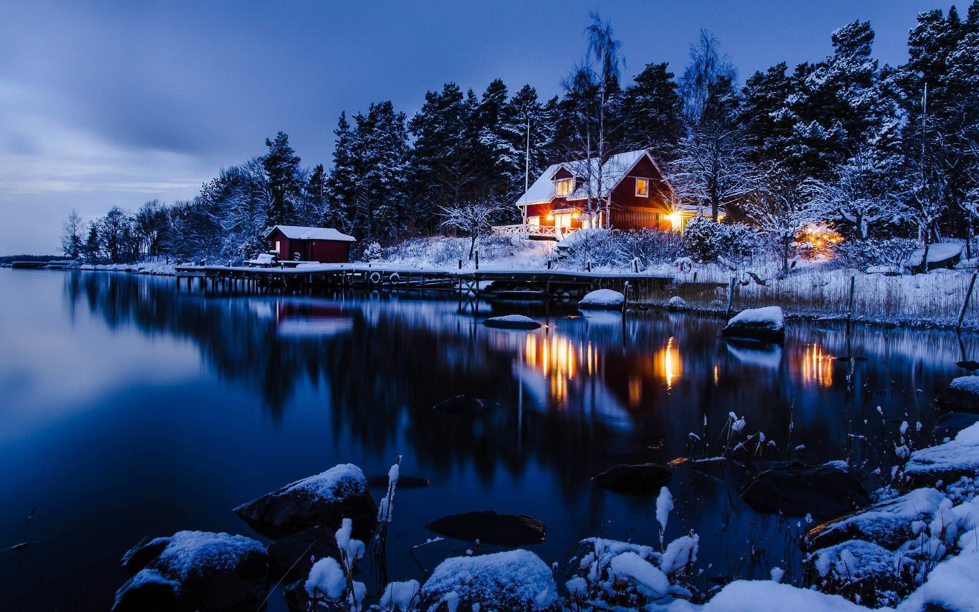 Houses In Winter Wallpapers