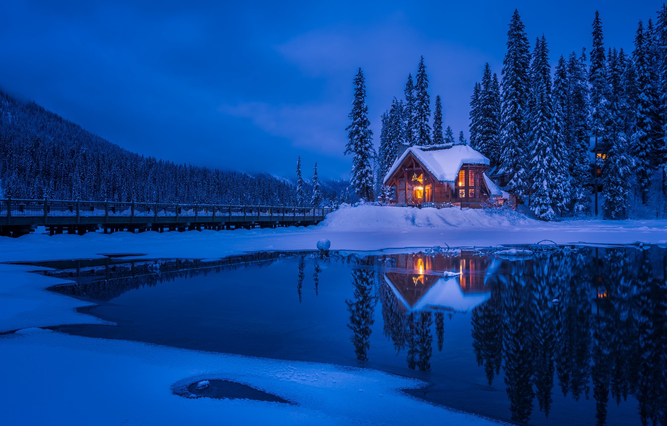 Houses In Winter Wallpapers