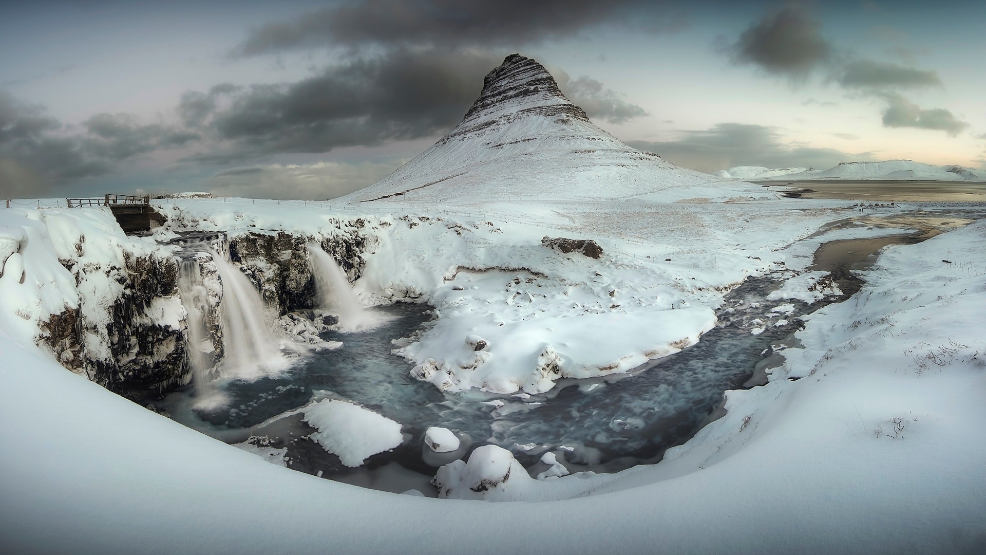 Kirkjufell Wallpapers