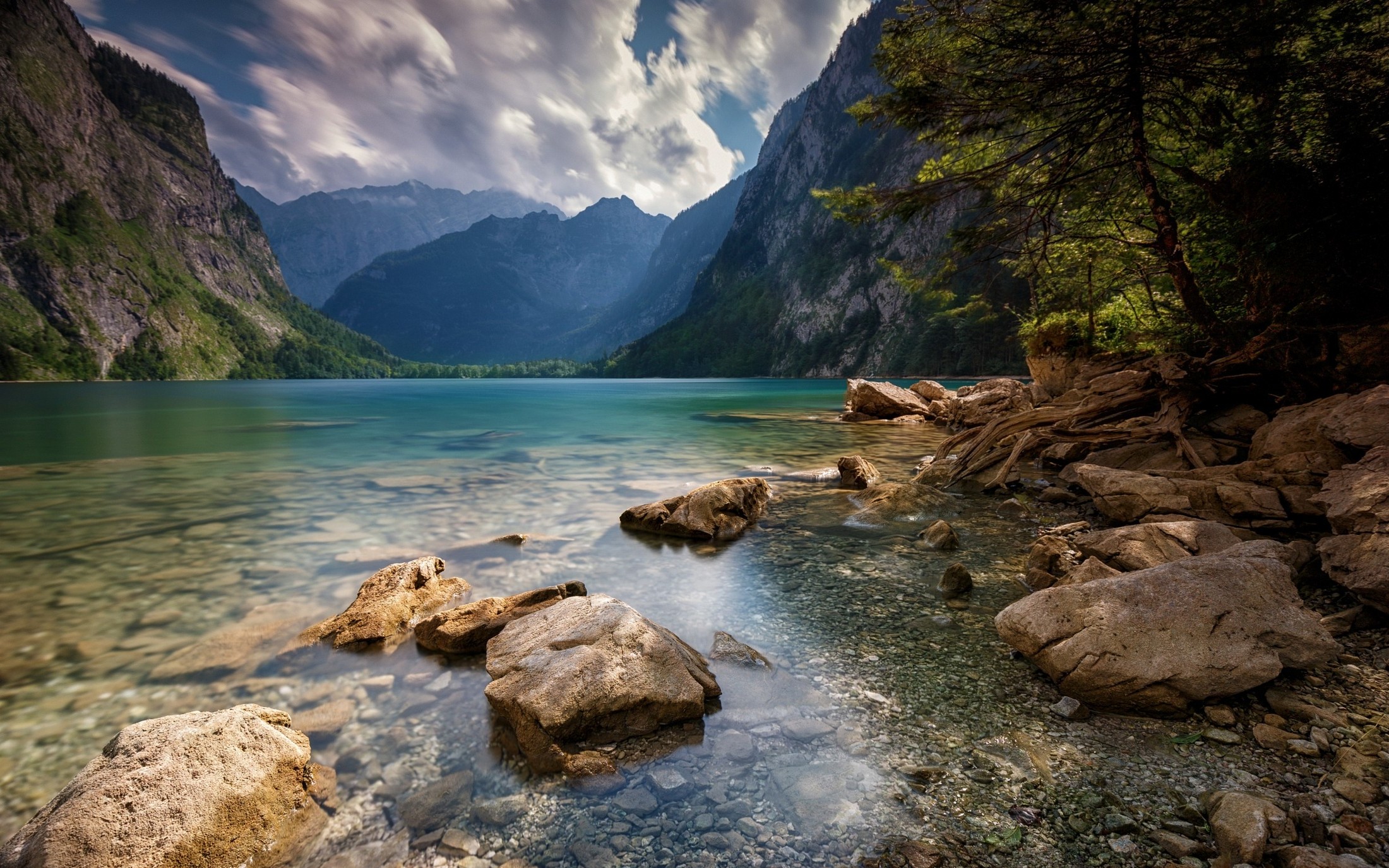 Lake And Mountains Wallpapers