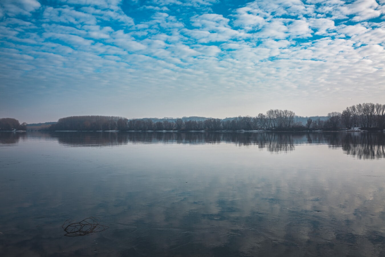 Lake Reflection Scenic Horizon Wallpapers
