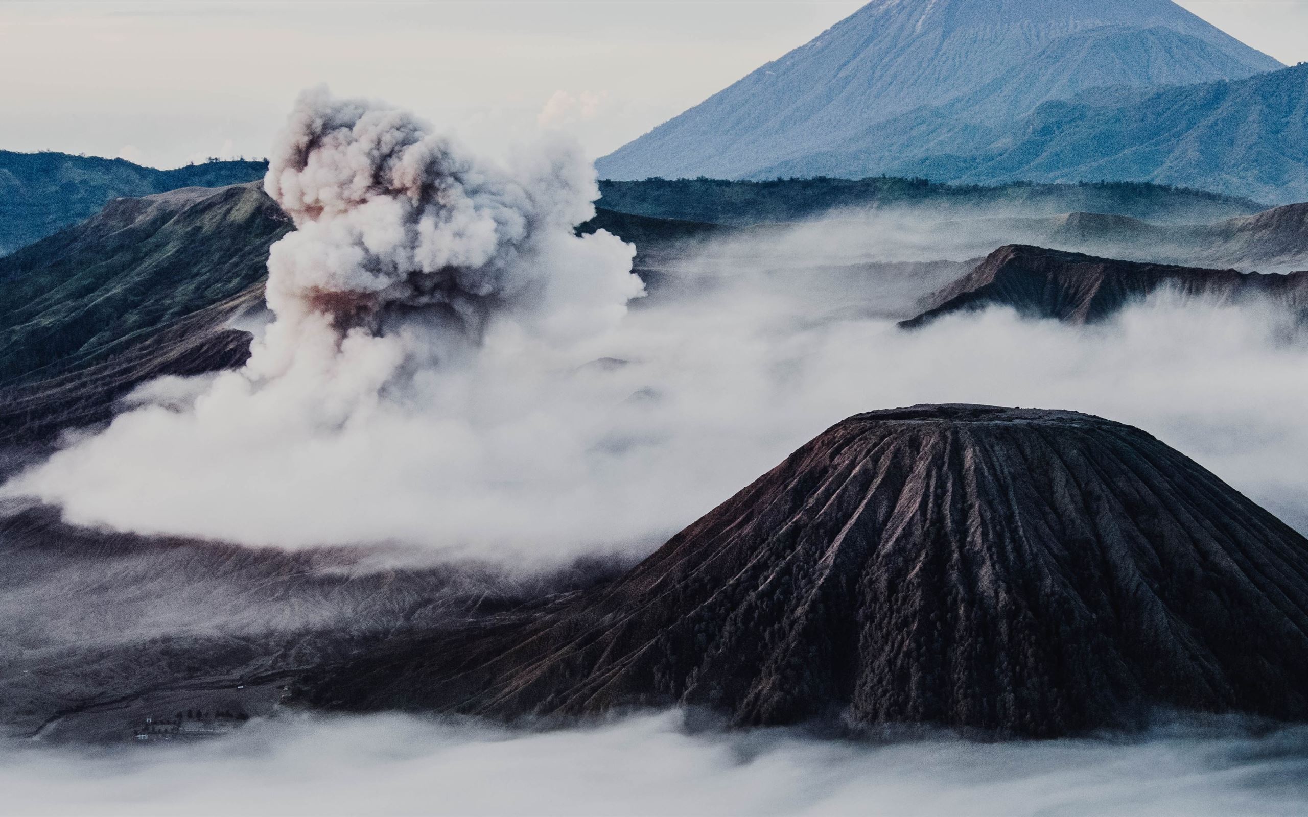 Lava Volcano Creak Wallpapers