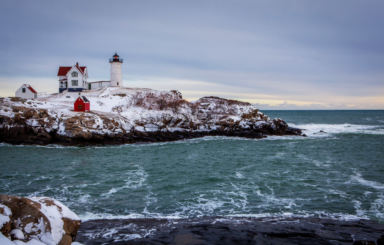 Lighthouse In Snow Wallpapers