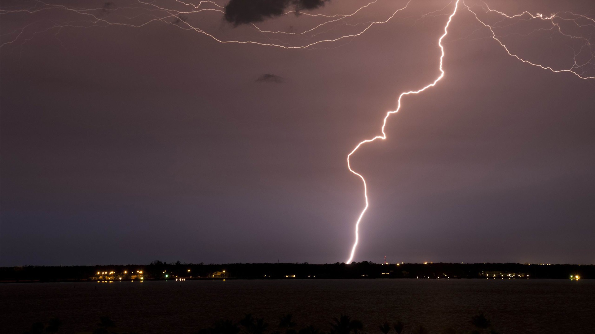 Lightning At Night Hd Wallpapers