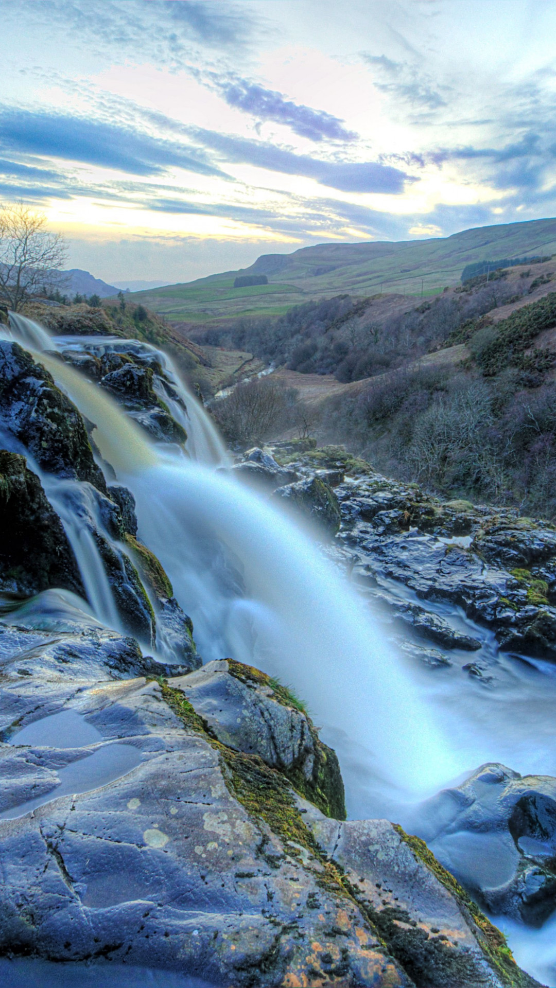 Loup Of Fintry Waterfall Wallpapers