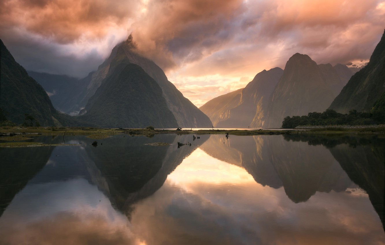 Milford Sound Wallpapers