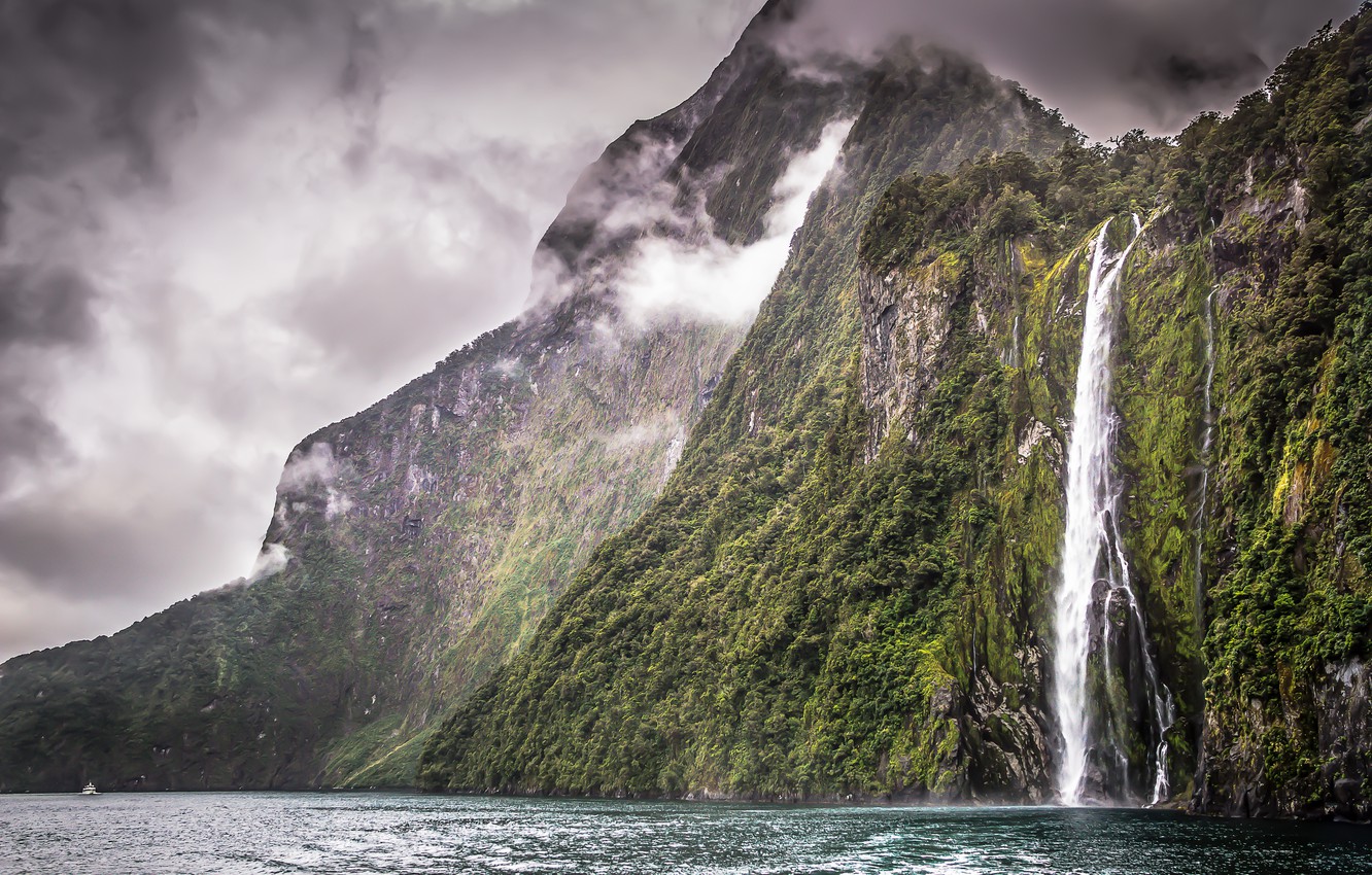 Milford Sound Wallpapers