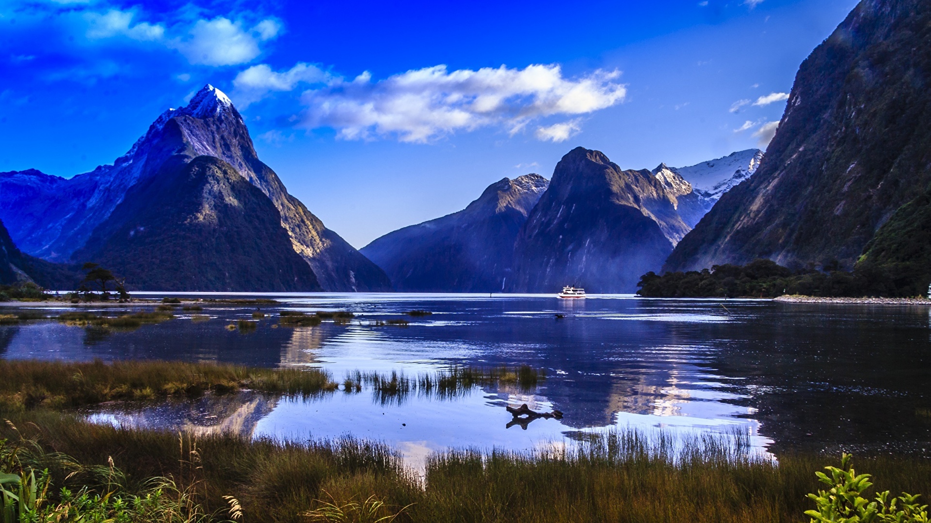 Milford Sound Wallpapers