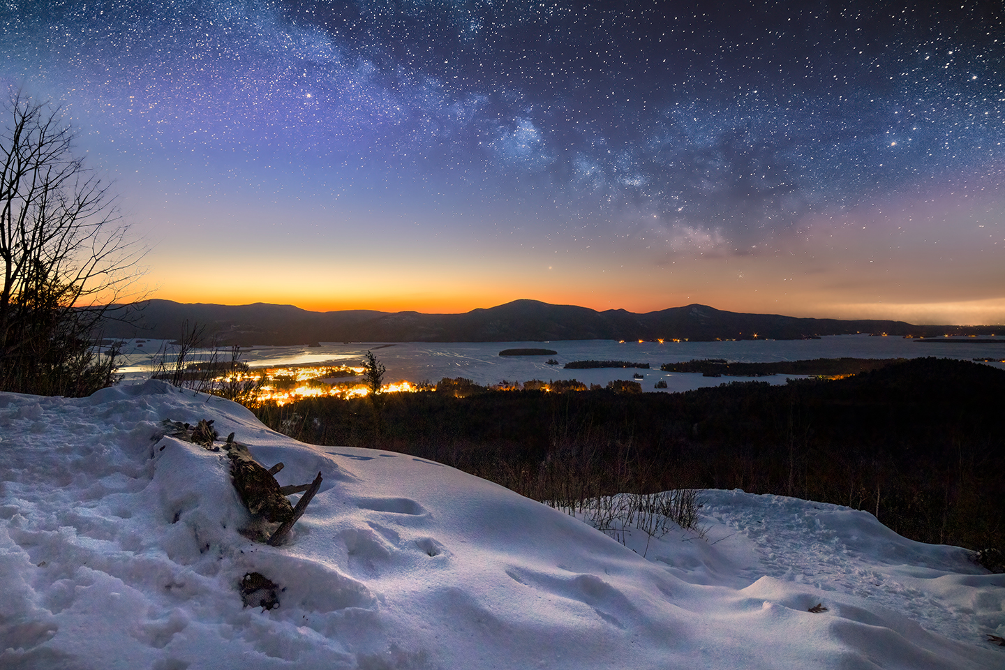 Milky Way Over Winter Mountain Lake Wallpapers