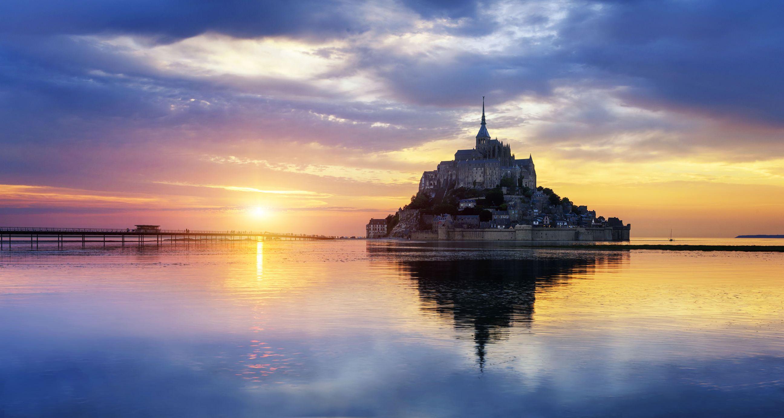 Mont Saint-Michel At Sunrise Wallpapers