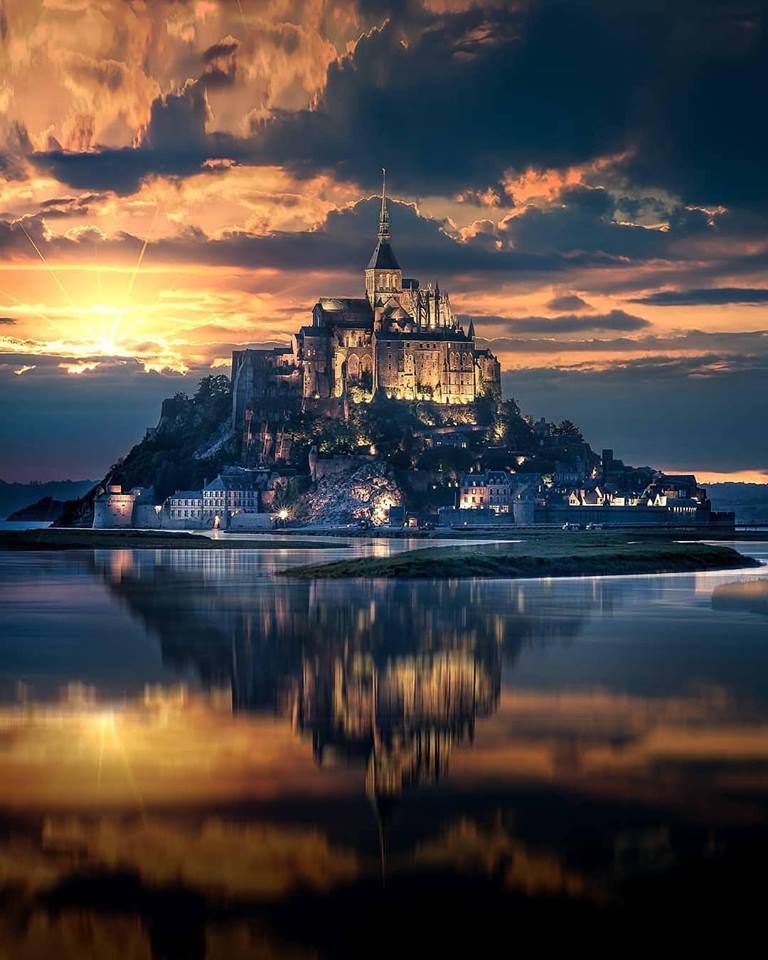 Mont Saint-Michel At Sunrise Wallpapers