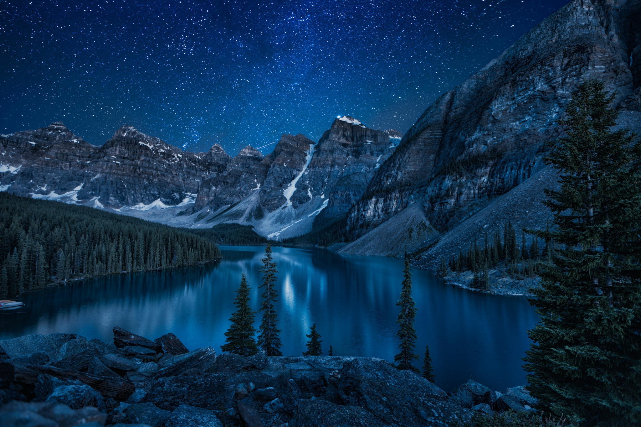 Moraine Lake South Channel Wallpapers