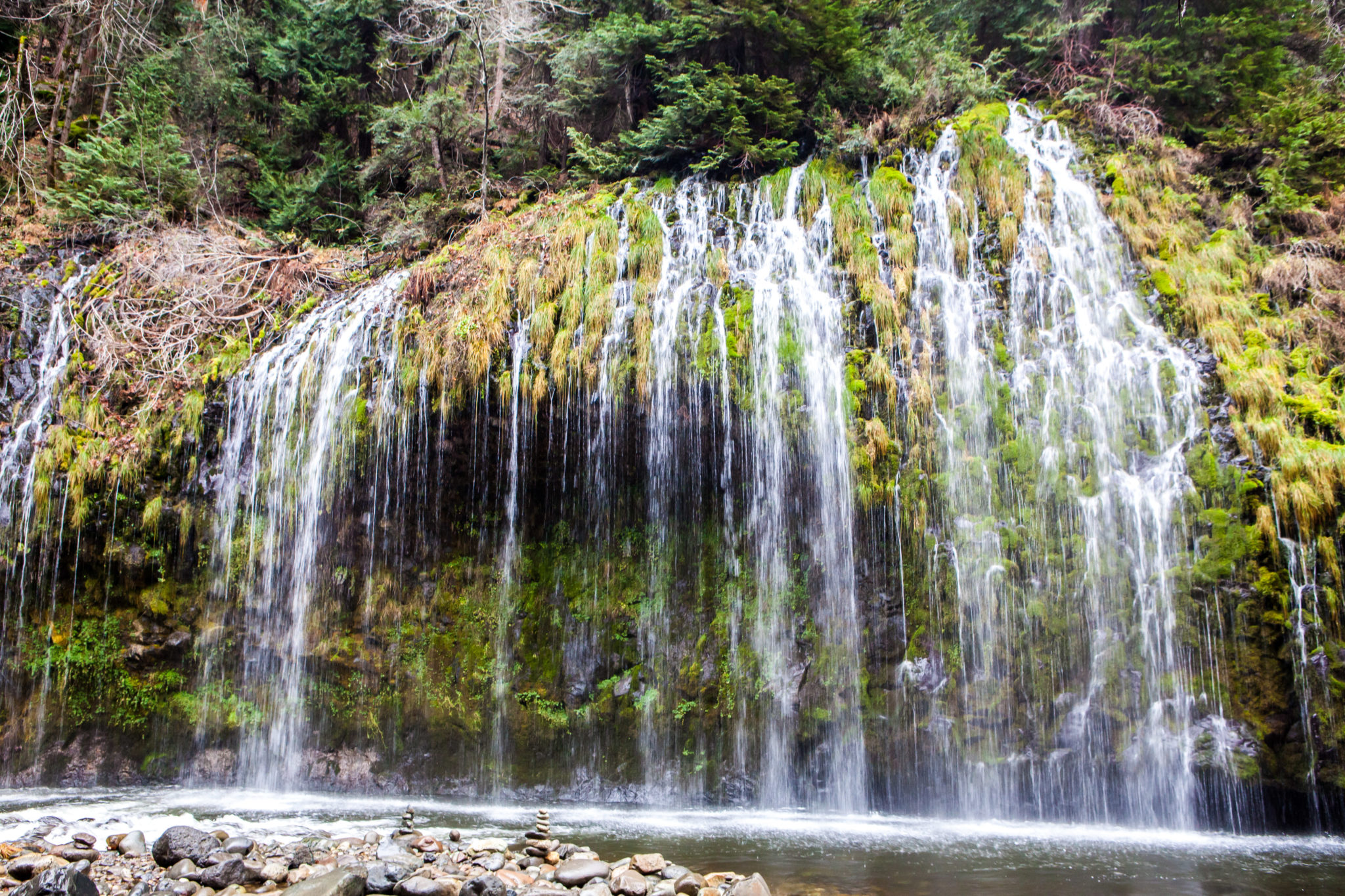 Mossbrae Falls Wallpapers