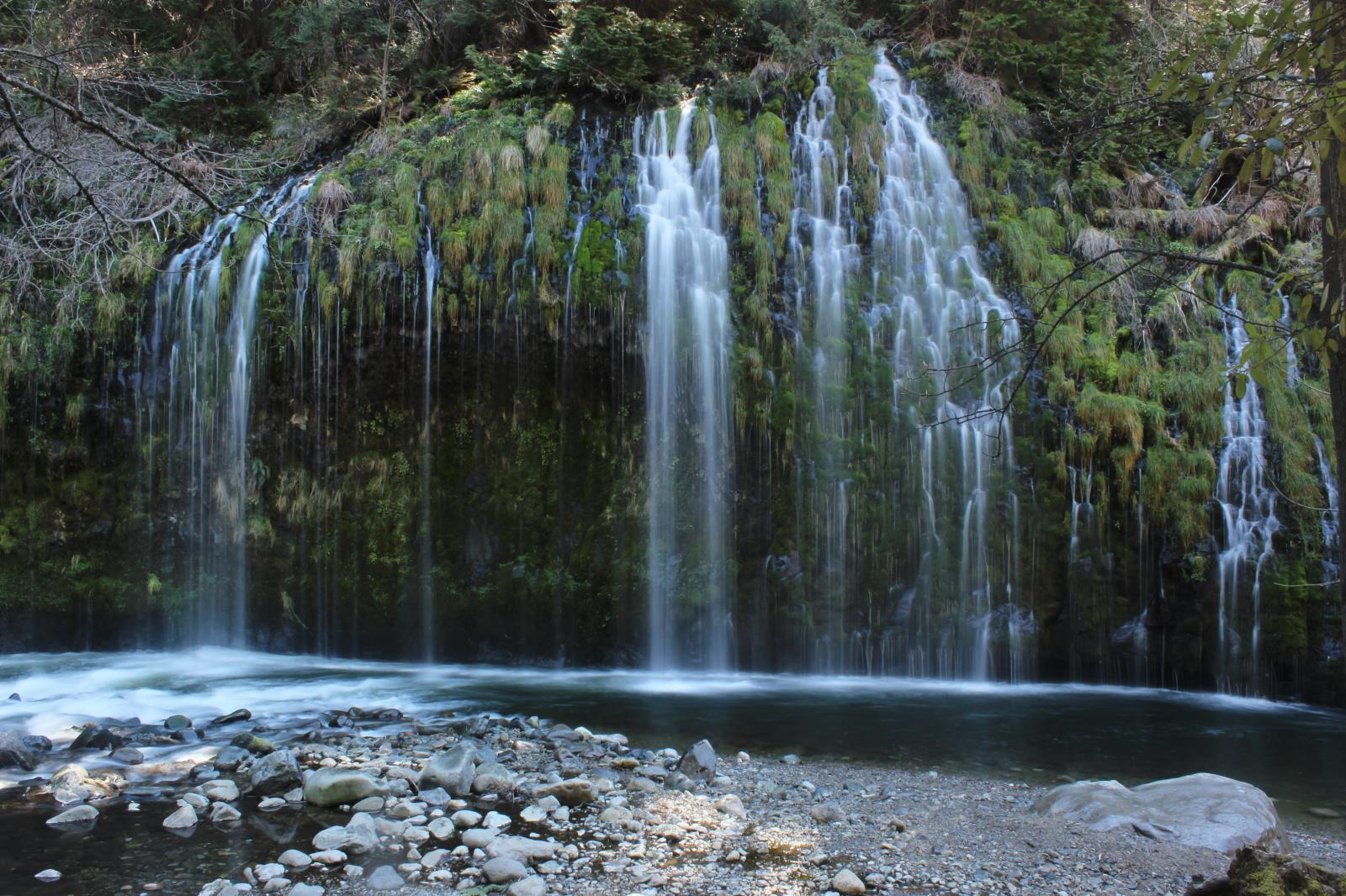 Mossbrae Falls Wallpapers