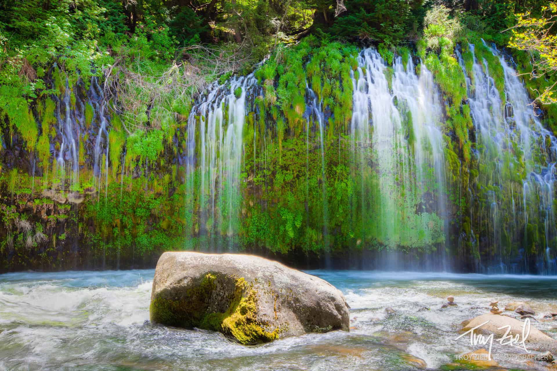 Mossbrae Falls Wallpapers