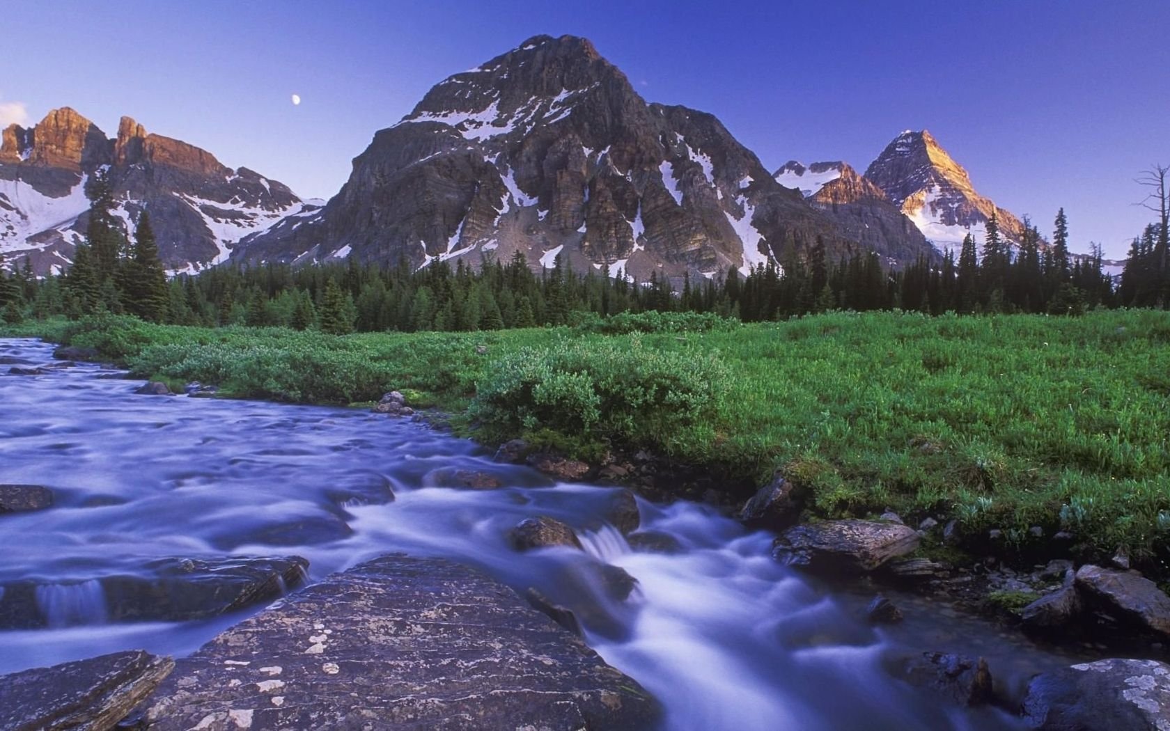 Mount Assiniboine Wallpapers